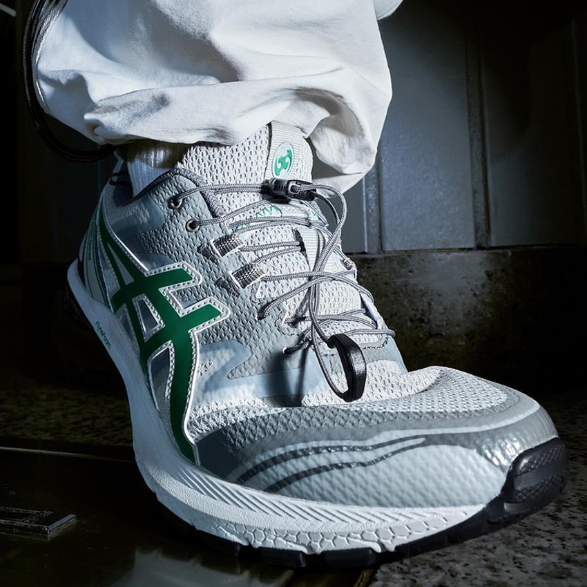 Asics x Sansan Gear Gel-Terrain Phantom Moon Mist, Asics x Sansan Gear Gel-Terrain Grey Violet Jolly Green 착용 스타일 - 4