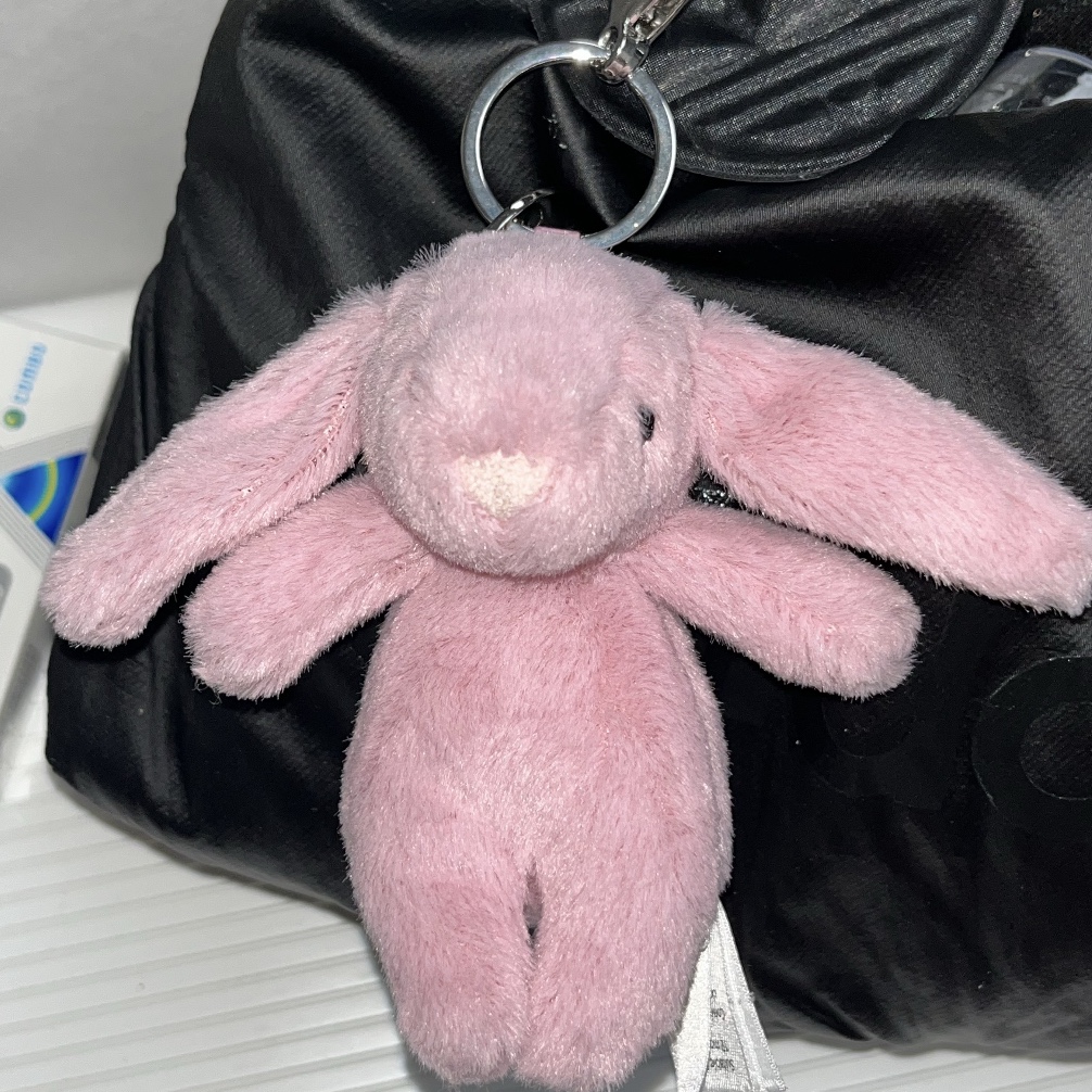 Jellycat Bashful Bunny Bag Charm Tulip, Adidas Satin Small Shoulder Bag Black 착용 스타일 - 2