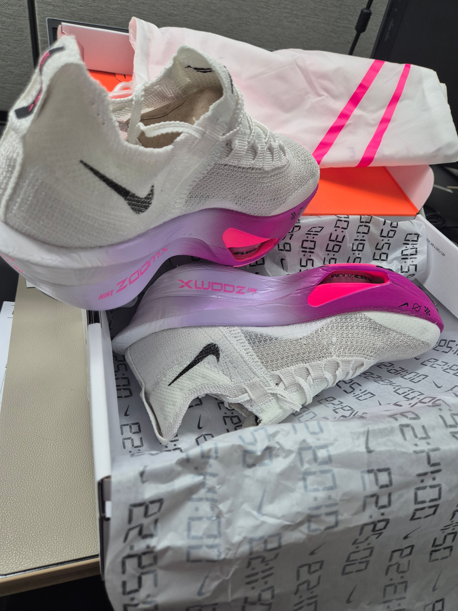 Nike Air Zoom Alphafly Next% 3 Hyper Pink 착용 스타일
