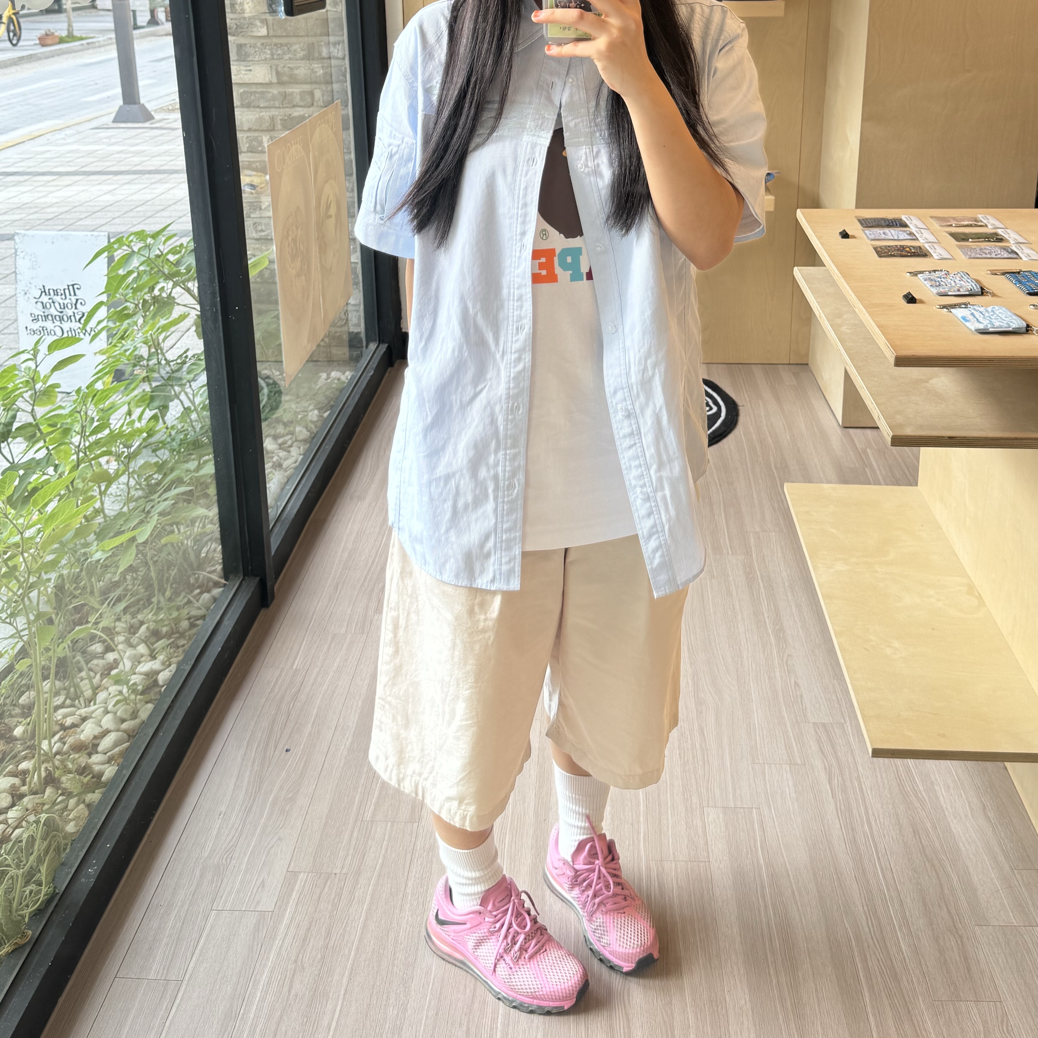 Nike x Stussy Air Max 2013 Psychic Pink, Sansan Gear BLF Shirts Stripe - 24SS 착용 스타일