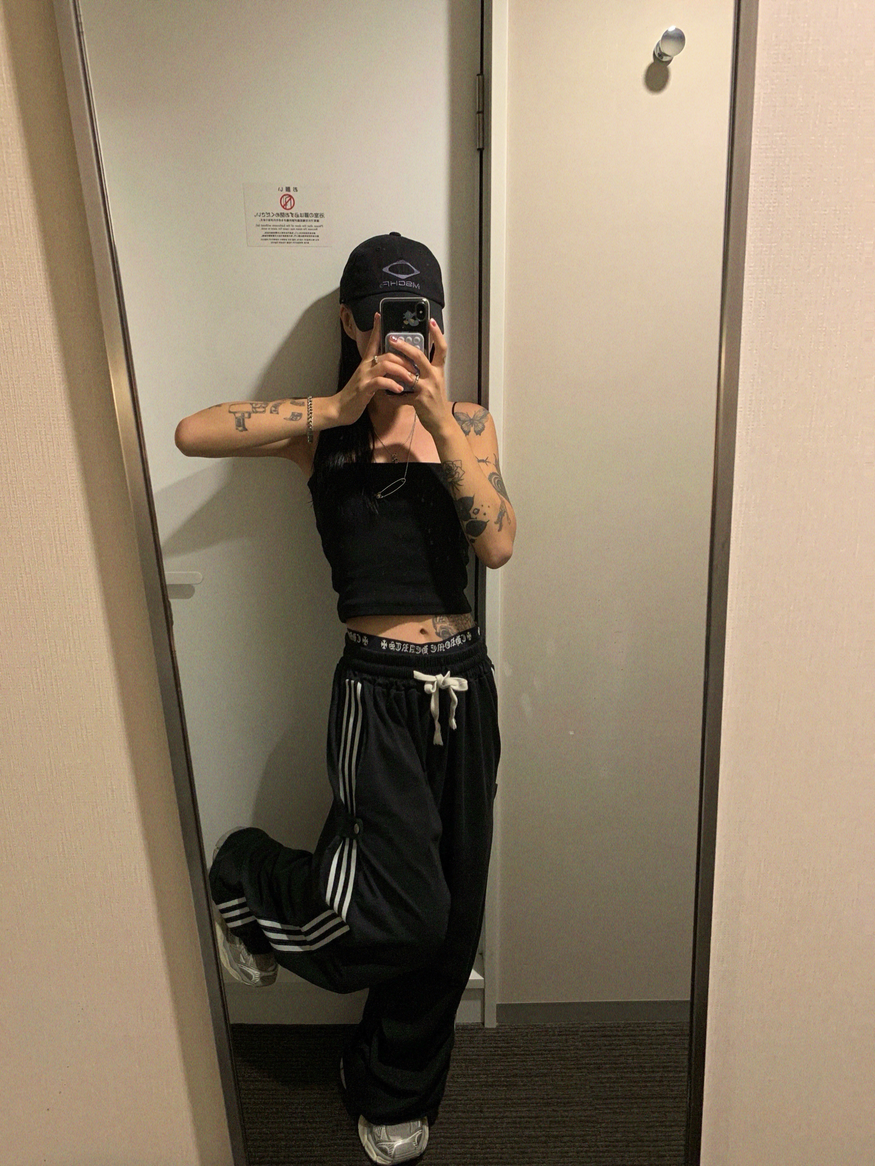 Mischief Rhombus Cotton Ball Cap Charcoal, Chrome Hearts Boxer Brief Camo 착용 스타일