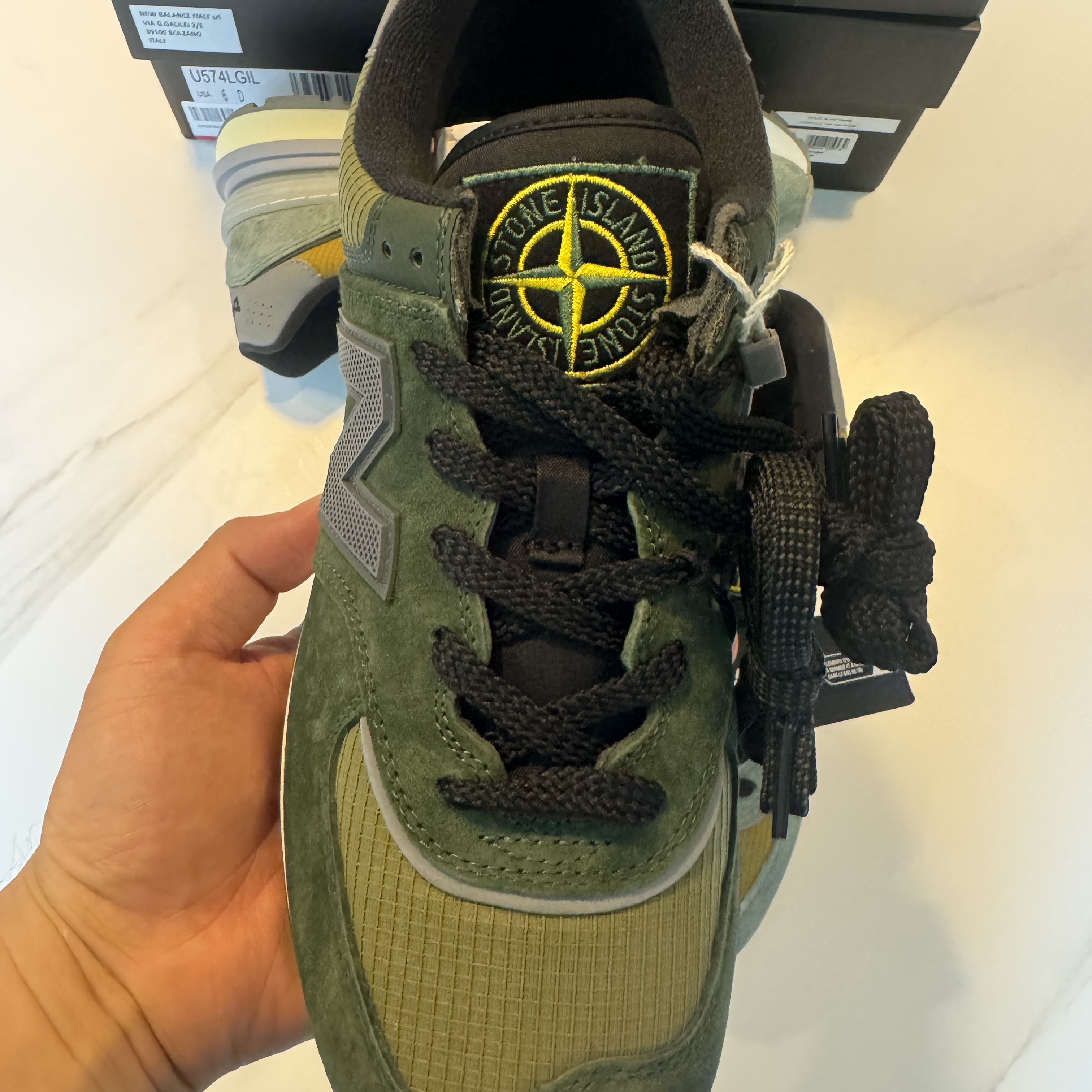 New Balance x Stone Island 574 Legacy Dark Green, New Balance x Stone Island 574 Legacy Light Green 착용 스타일 - 3
