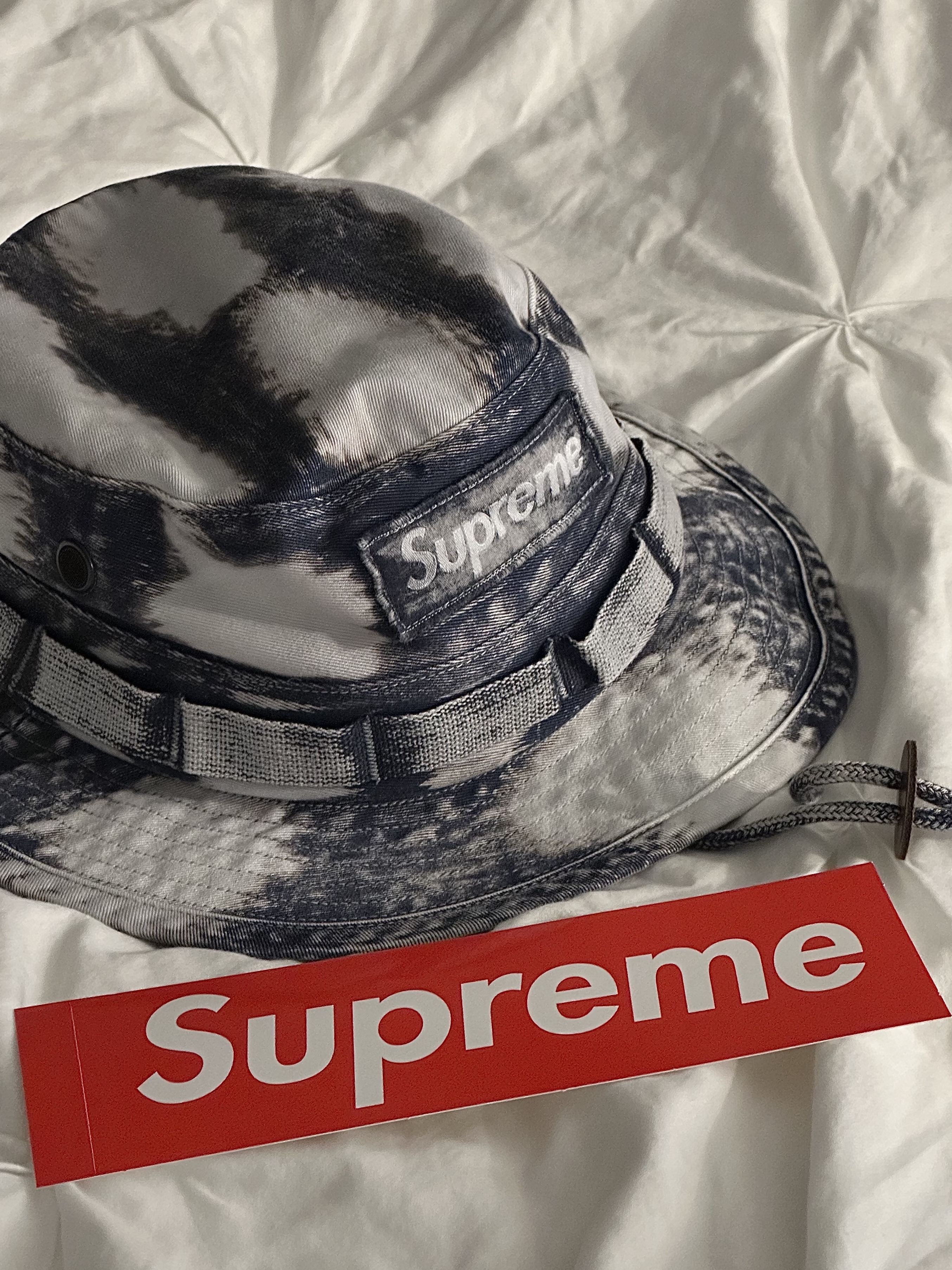 Supreme Bleached Chino Boonie Navy - 24SS 착용 스타일 - 4