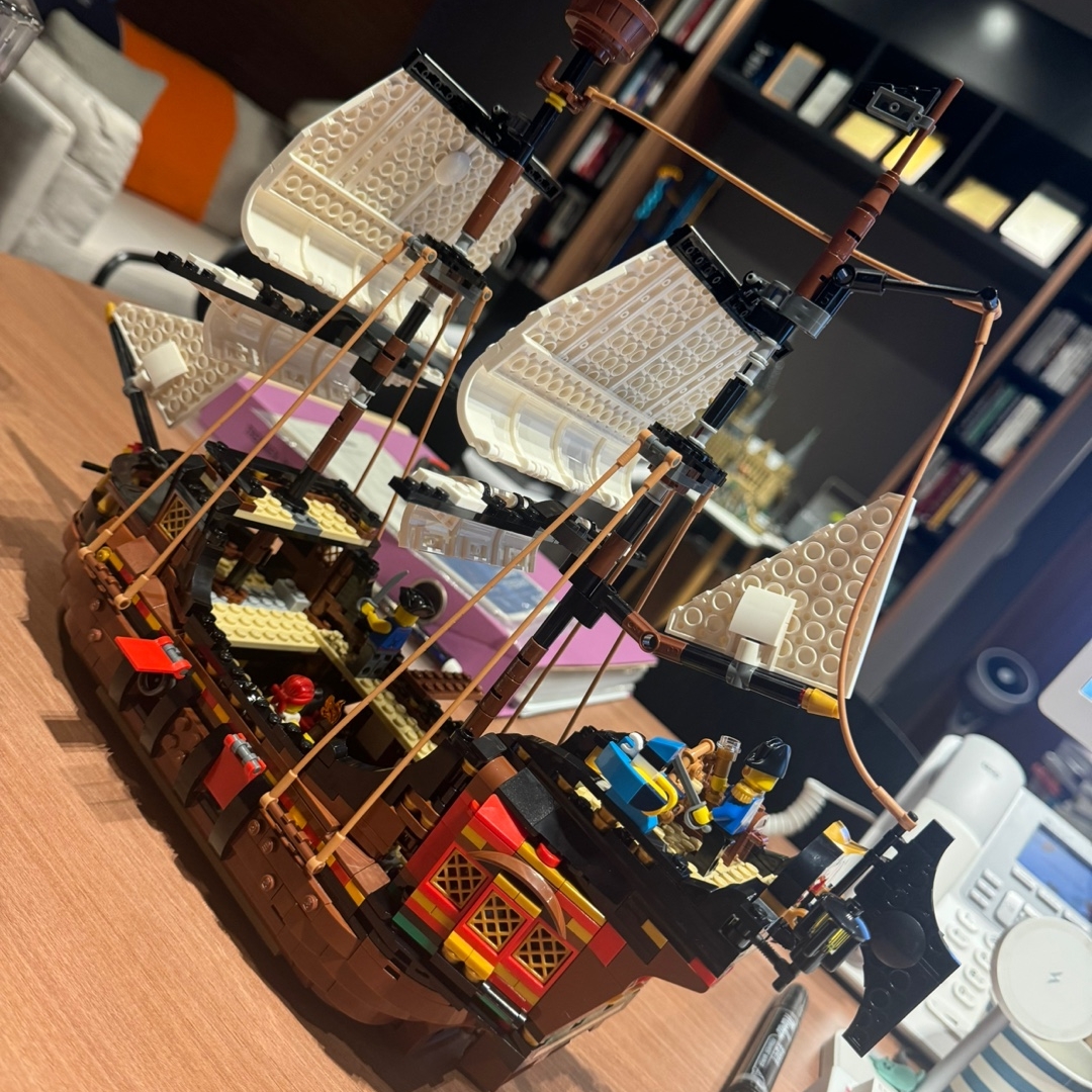 Lego Pirate Ship 착용 스타일