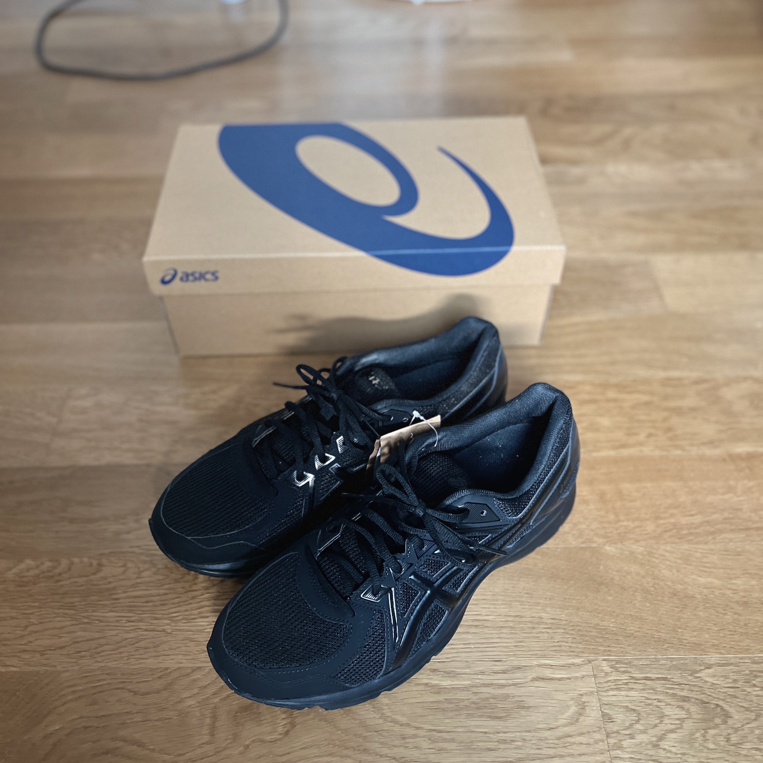 Asics Jog 100 2 Black 착용 스타일