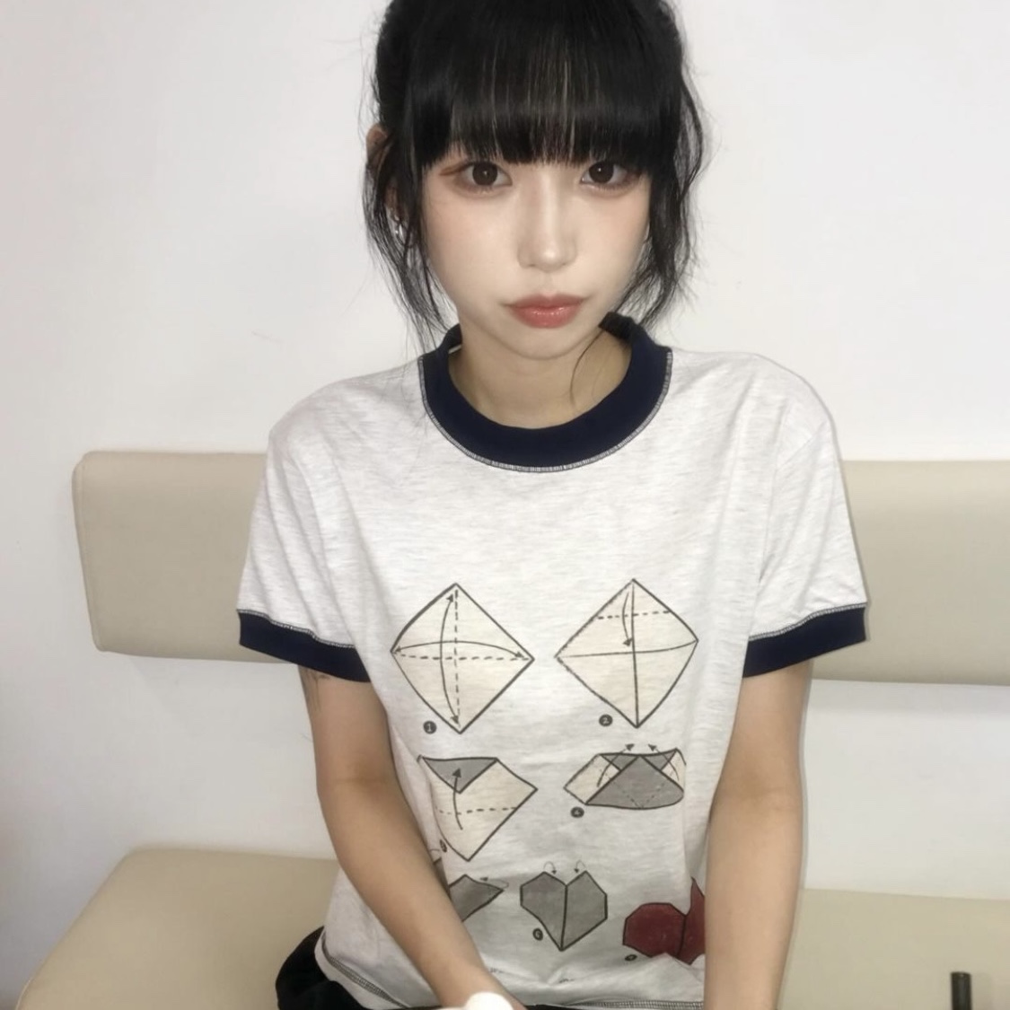 Problemallways Love Postman T-Shirt Melange Gray 착용 스타일 - 1