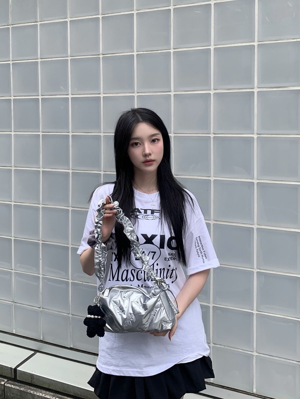 Carlyn Ginna Silver_H74109010S, Carlyn Ginna Blue_H74109010U 착용 스타일