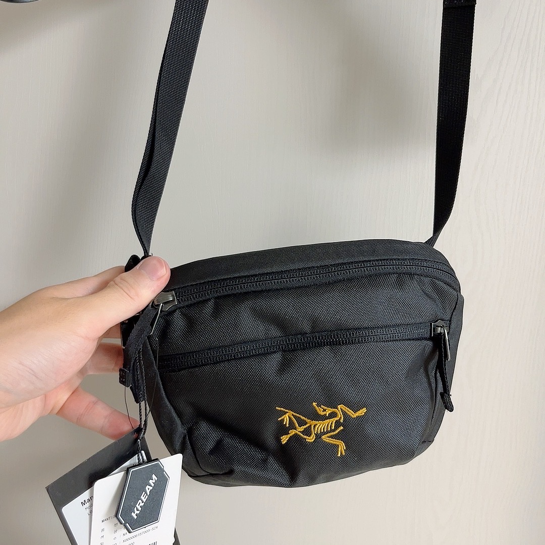 Arc'teryx Mantis 1 Waistpack Black 착용 스타일
