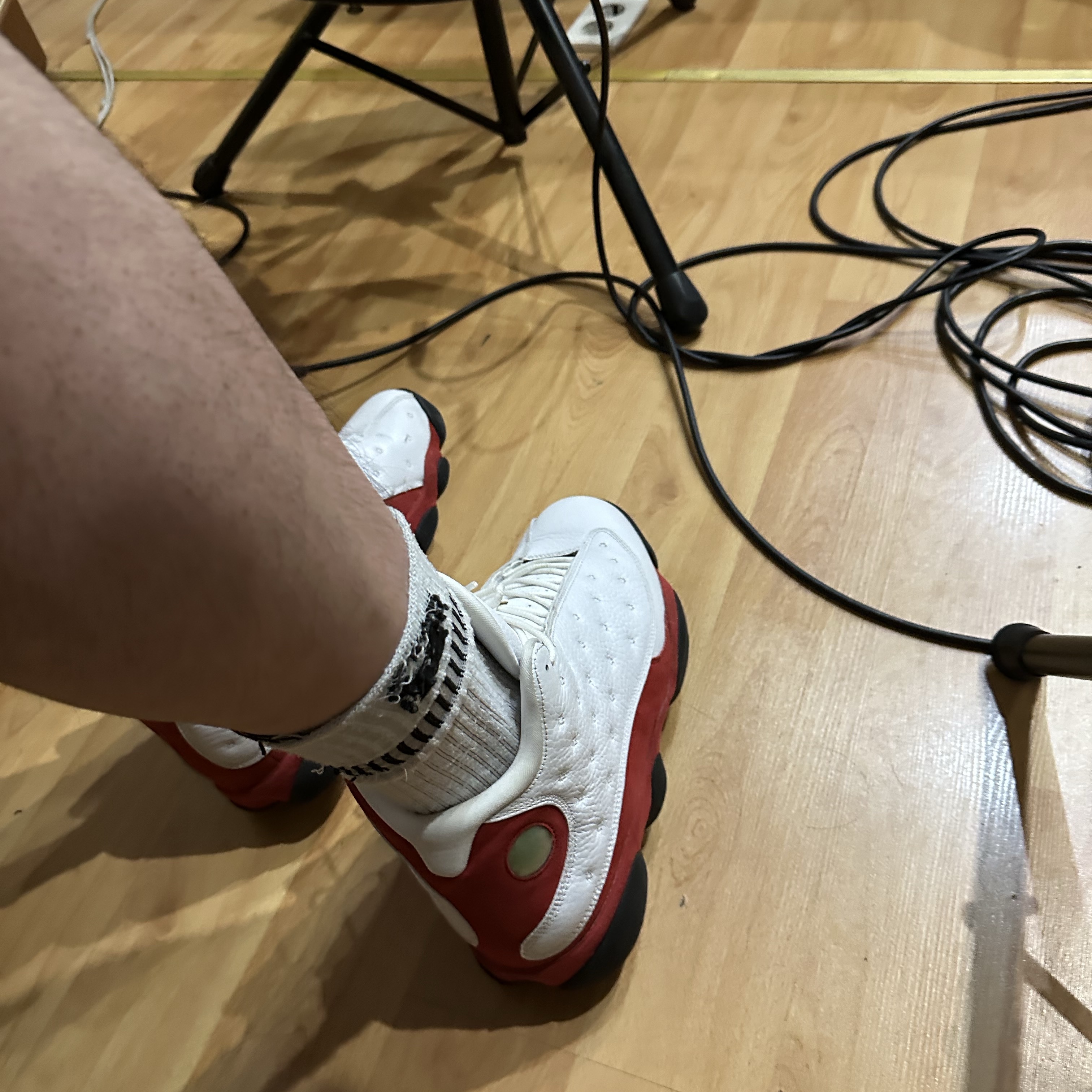 Jordan 13 Retro OG Chicago 2017 착용 스타일 - 3
