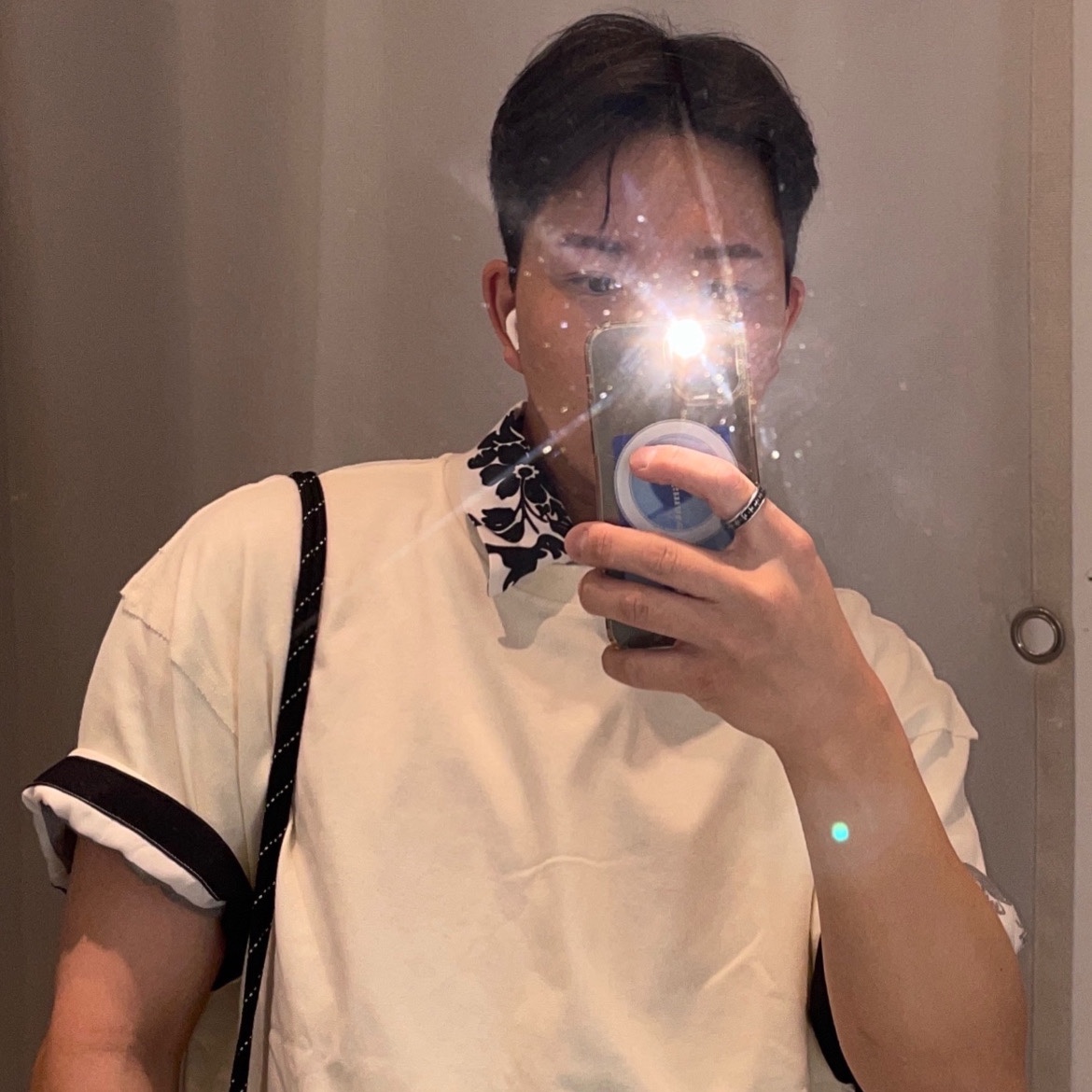 Apple AirPods Pro 2nd Gen (Korean Ver.) 착용 스타일