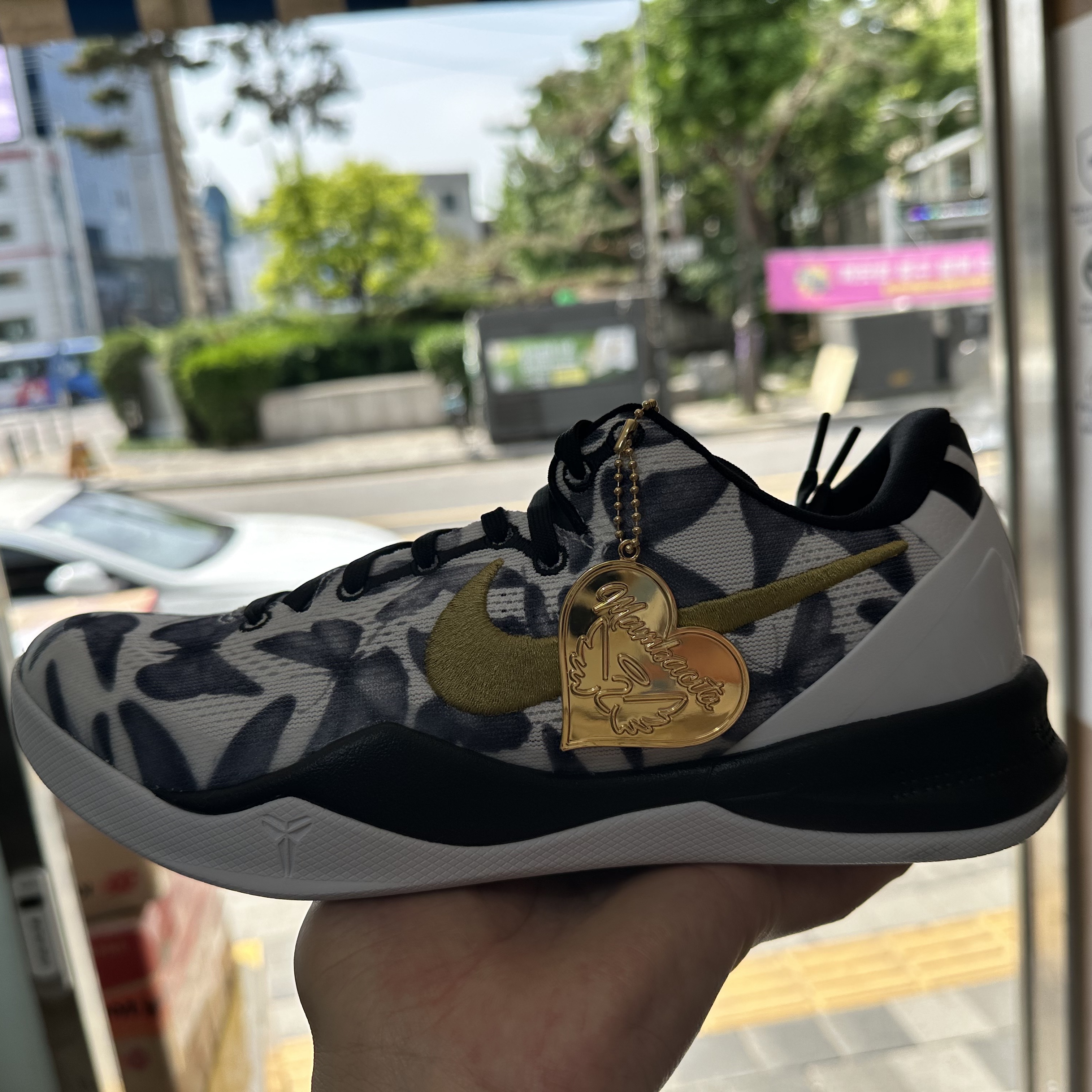 Nike Kobe 8 Protro Mambacita 착용 스타일 - 2