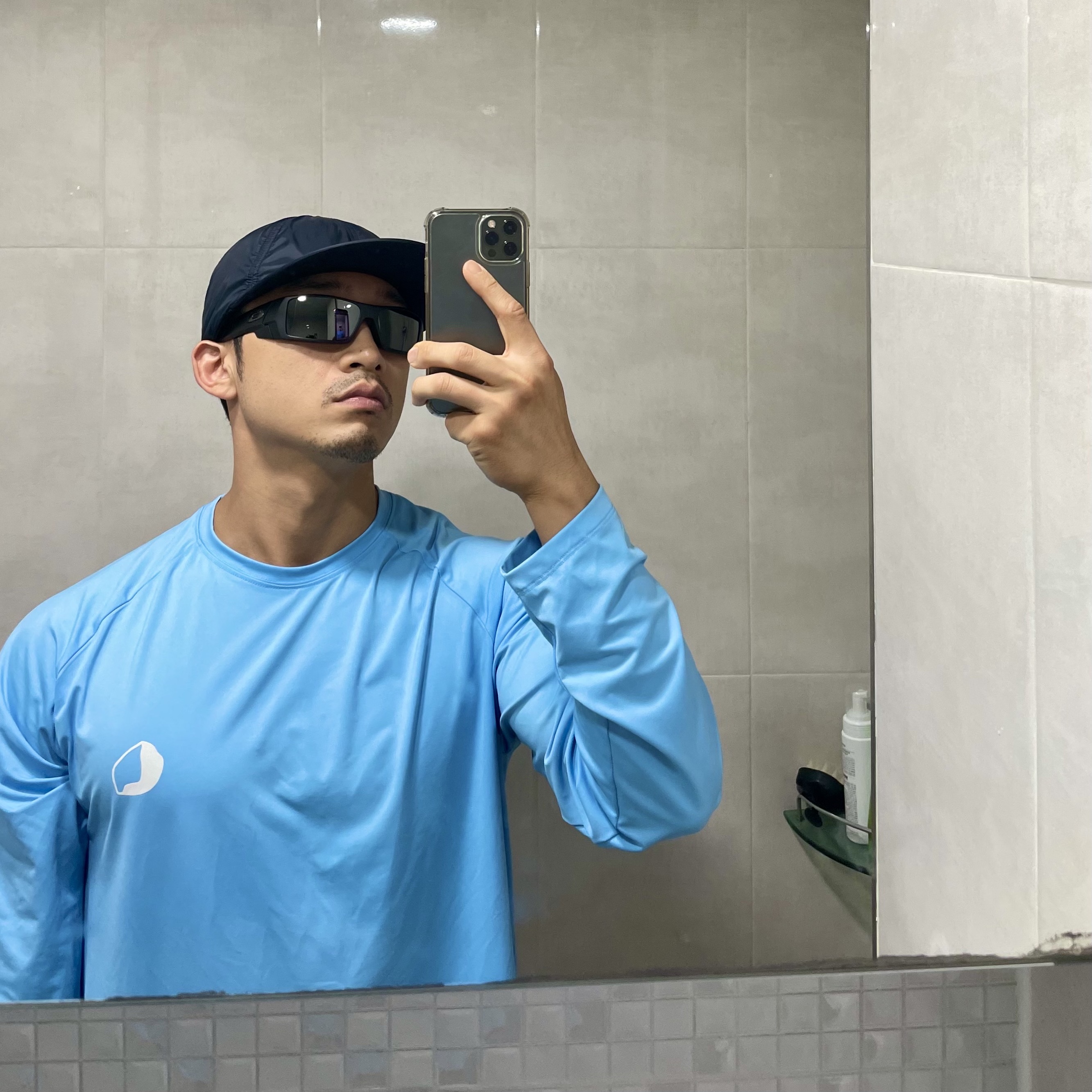 Under Armour Sportstyle Left Chest Short Sleeve T-Shirt Fresco Blue Black, Salomon ACS Pro White Vanilla Ice 착용 스타일 - 2