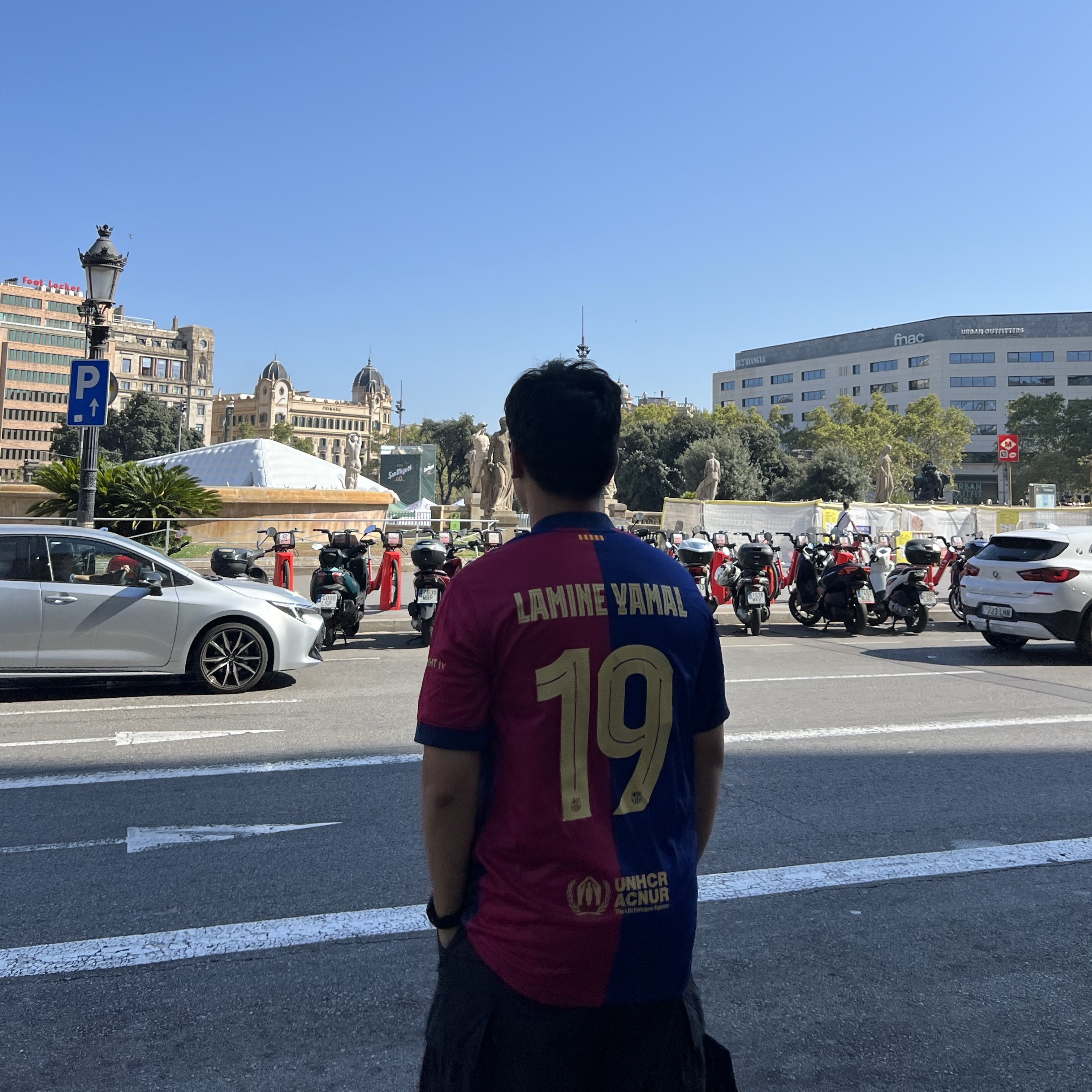 Nike FC Barcelona 2024/25 Dri-Fit Stadium Home Jersey Deep Royal Blue Noble Red (Non Marking Ver.) 착용 스타일