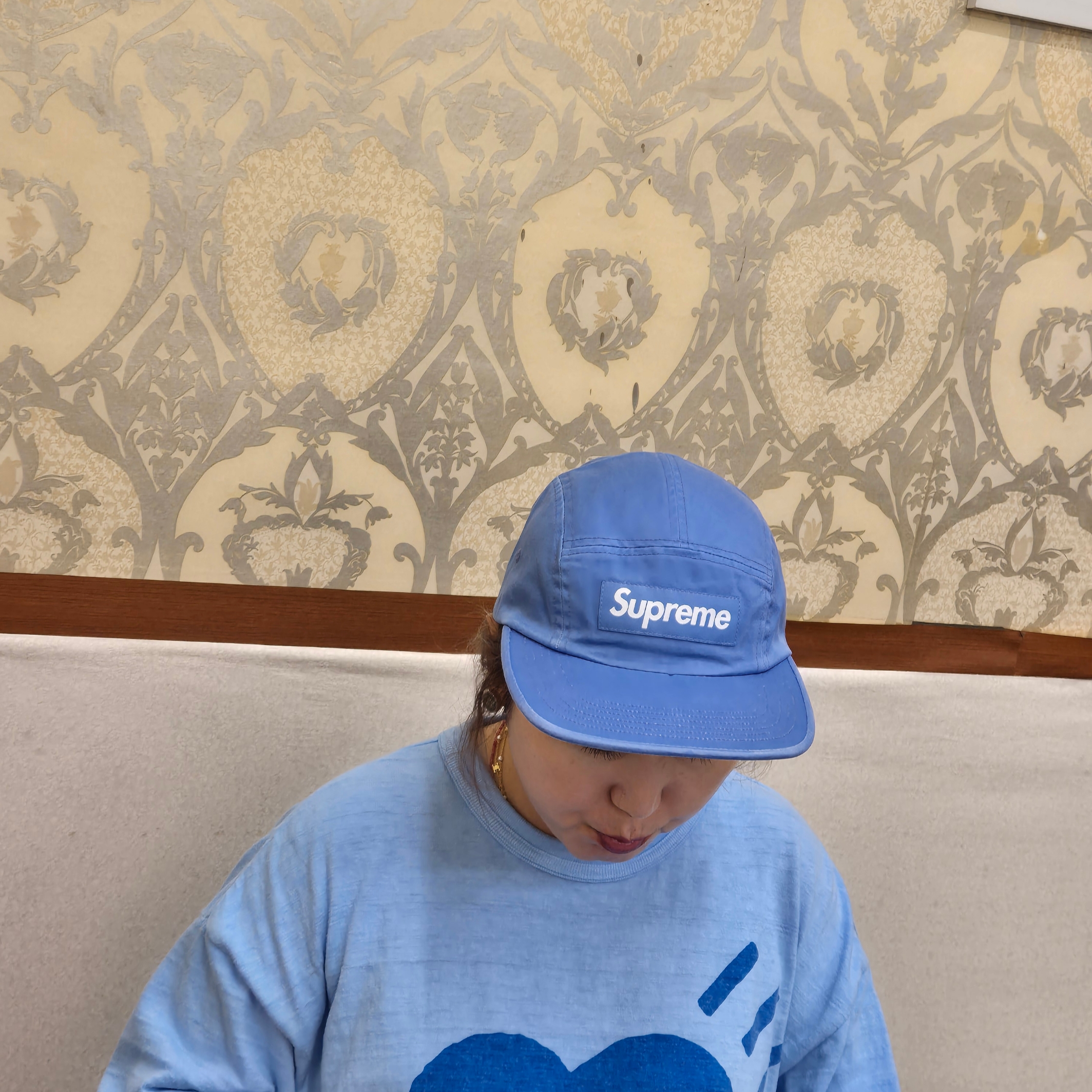Supreme Washed Chino Twill Camp Cap Light Royal - 24SS 착용 스타일