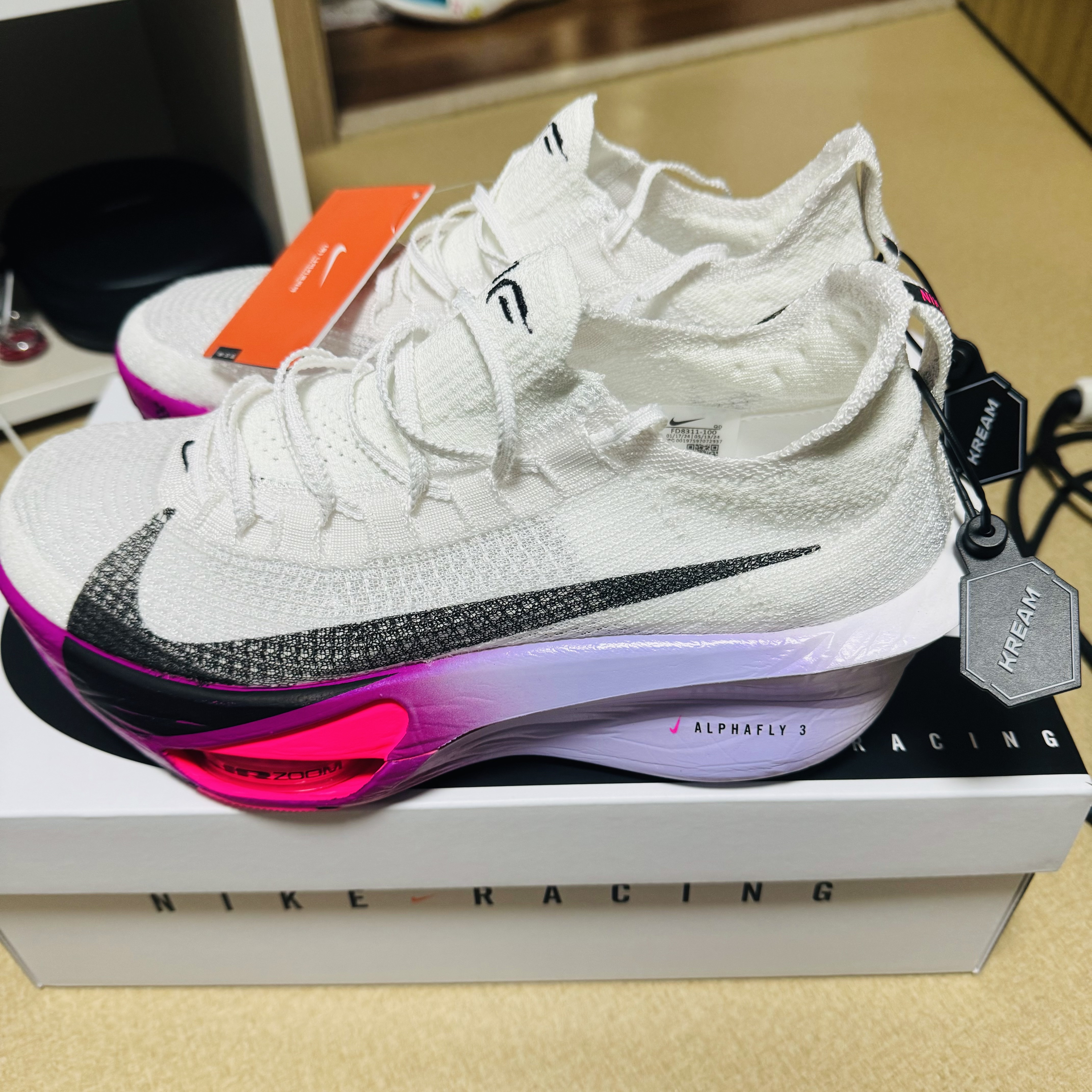 Nike Air Zoom Alphafly Next% 3 Hyper Pink 착용 스타일 - 1