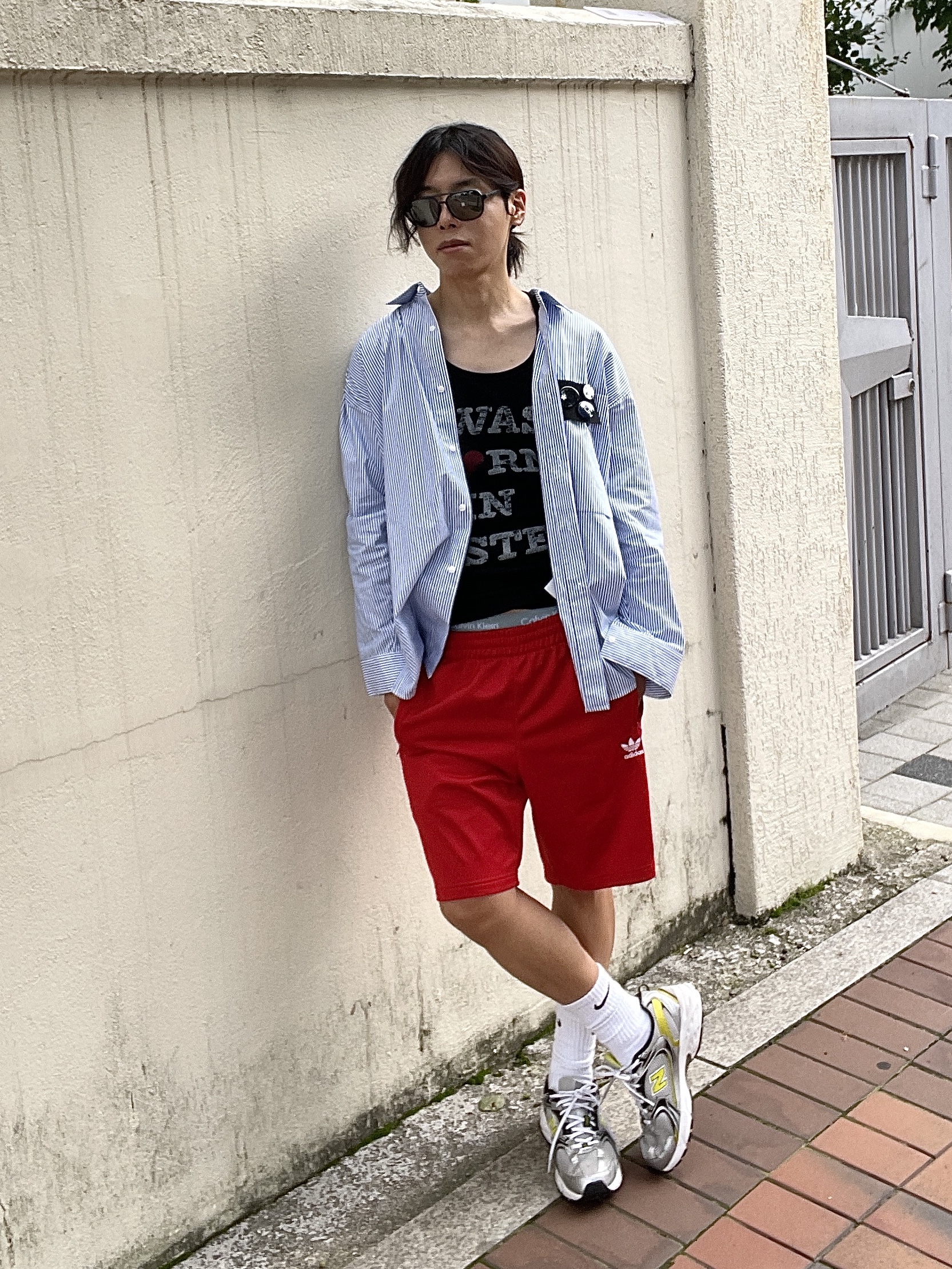 (W) Adidas Firebird Shorts Better Scarlet White - KR Sizing 착용 스타일 - 3