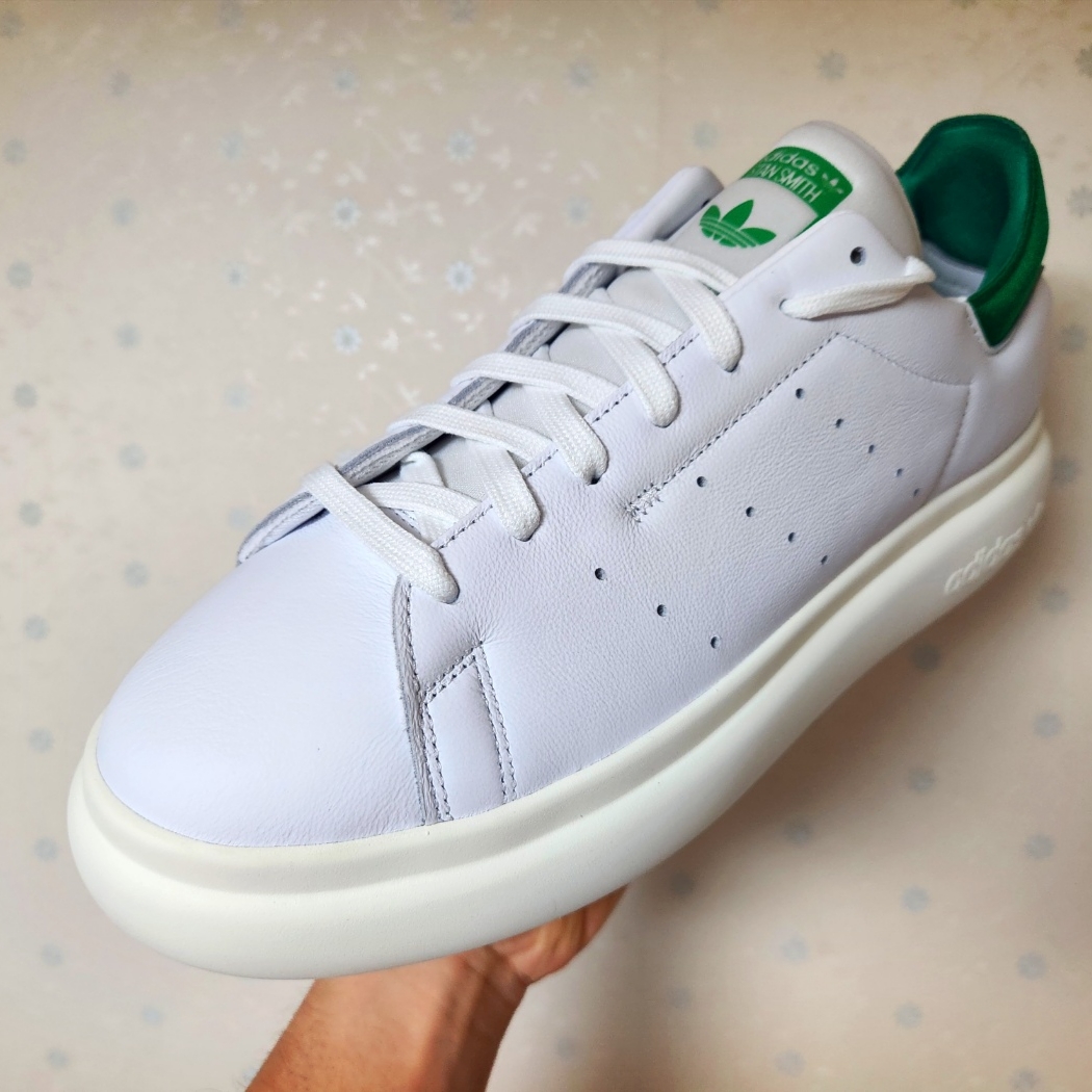 (W) Adidas Stan Smith PF Green Cloud White 착용 스타일 - 1