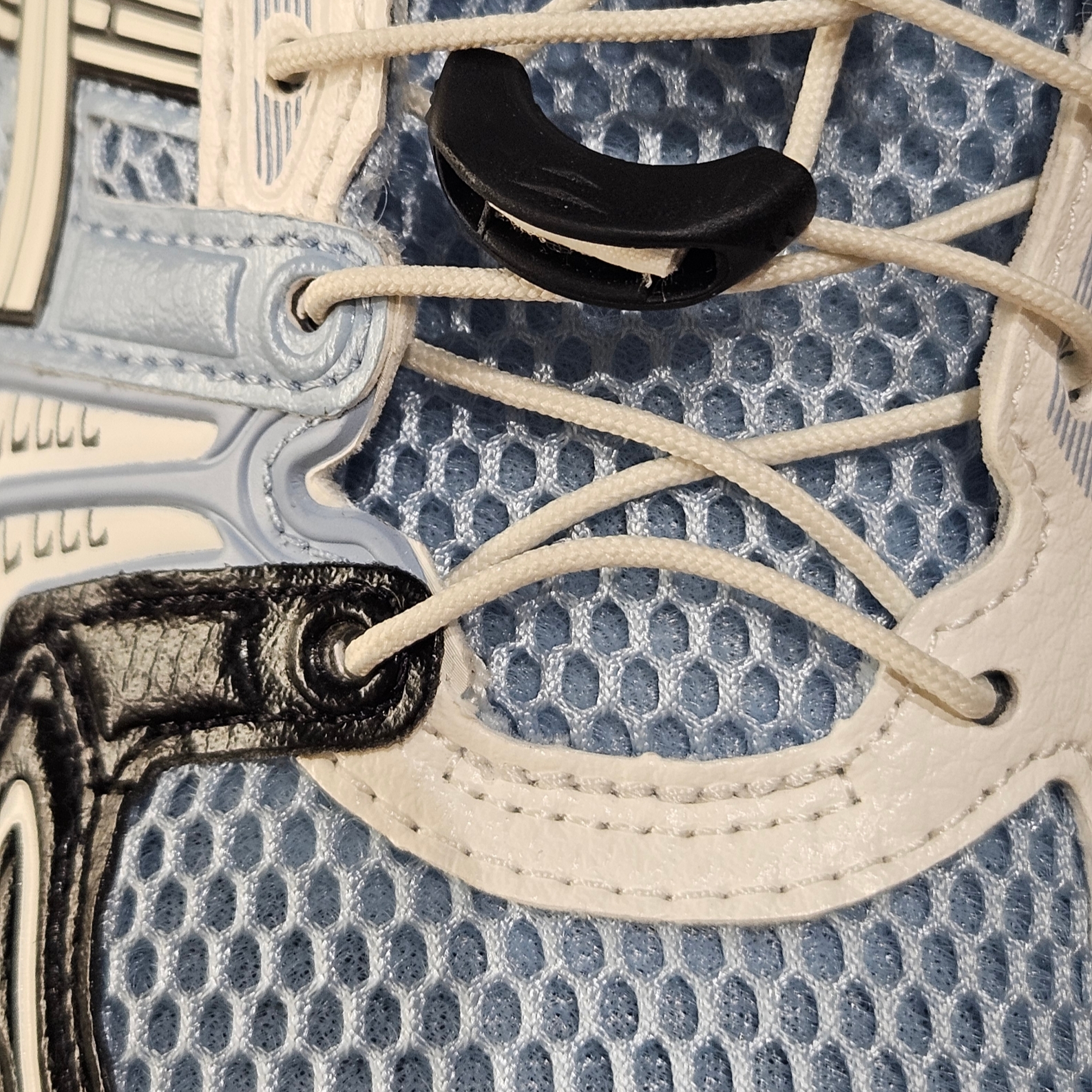 Asics Unlimited Gel-Kayano 14 Mist Cream 착용 스타일 - 3