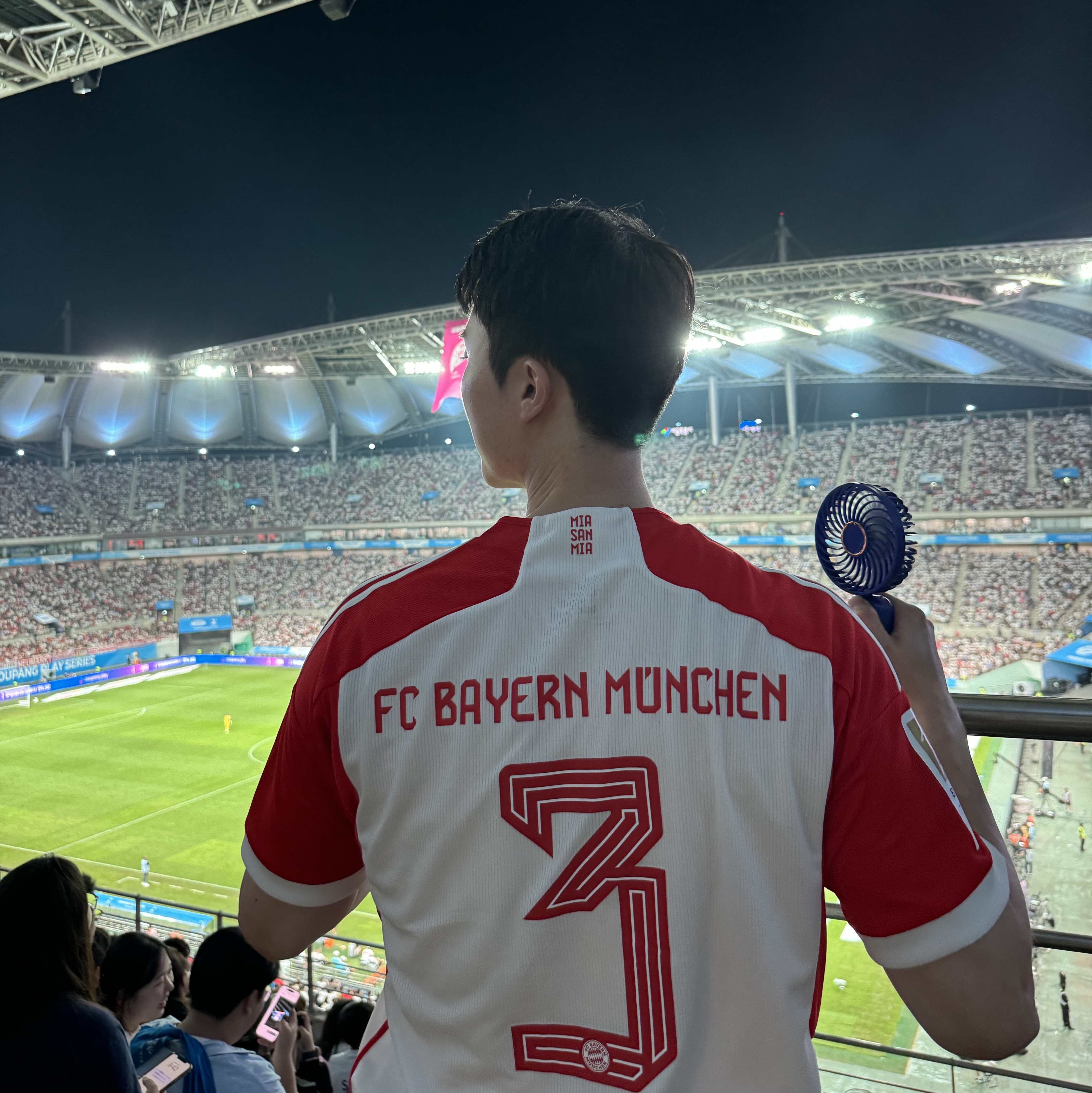 Adidas Bayern Munchen 2023/24 Home Jersey White Red - KR Sizing (Non Marking Ver.) 착용 스타일 - 3
