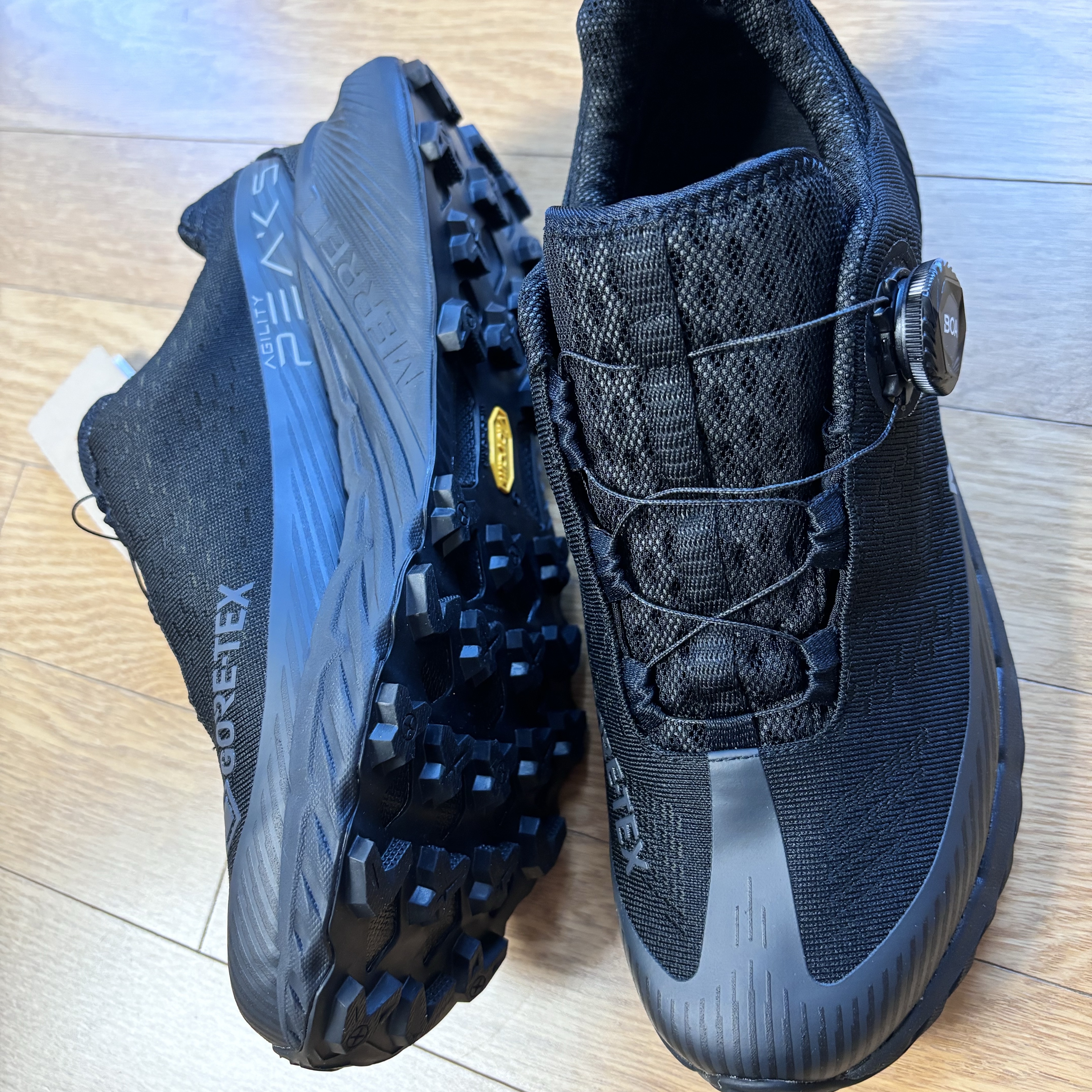 Merrell Agility Peak 5 Boa GTX Black 착용 스타일