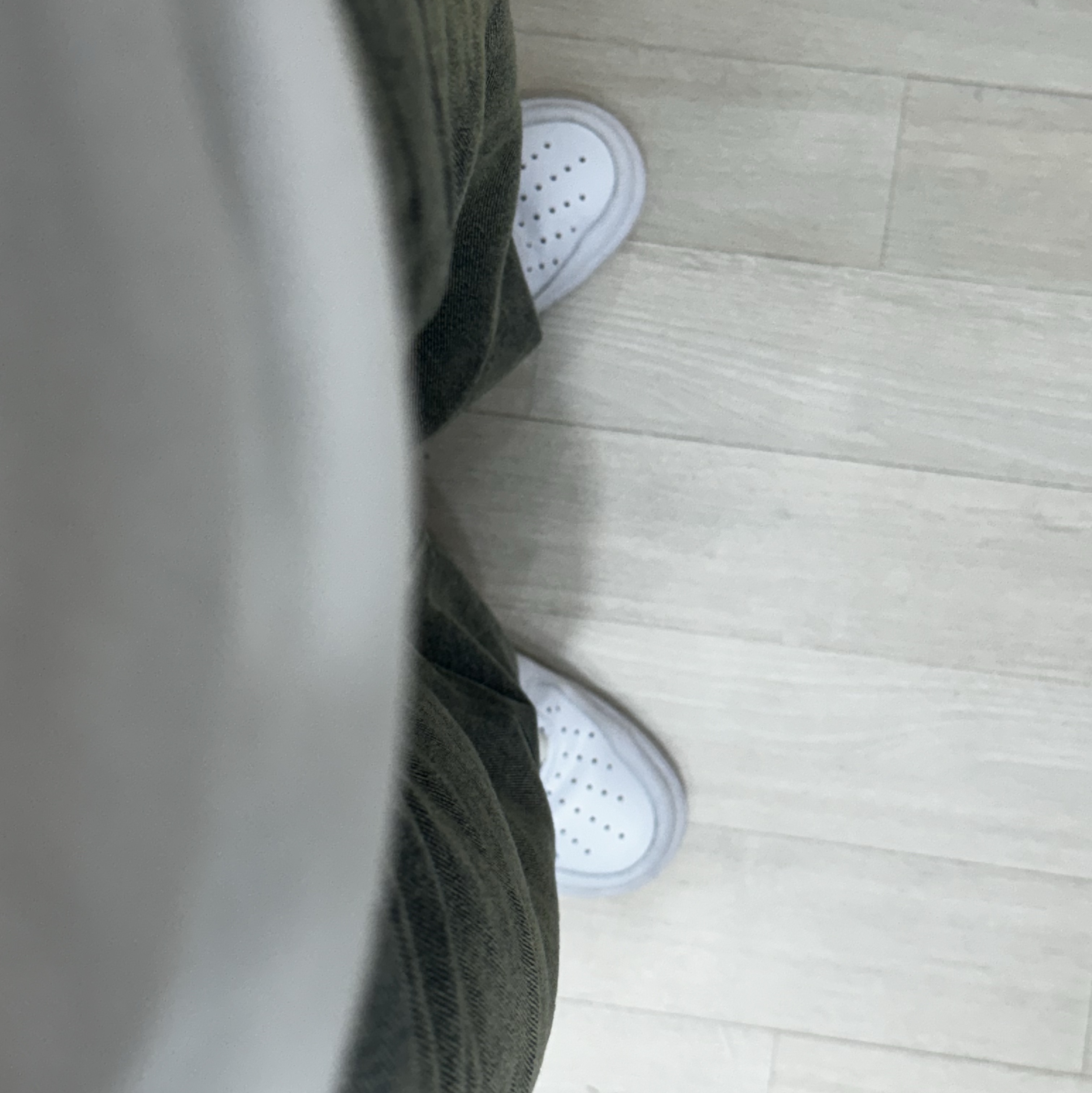 Nike Air Force 1 '07 Low White, Nike Everyday Cushioned Training Crew Socks White (3 Pack/Korean Ver.) 착용 스타일