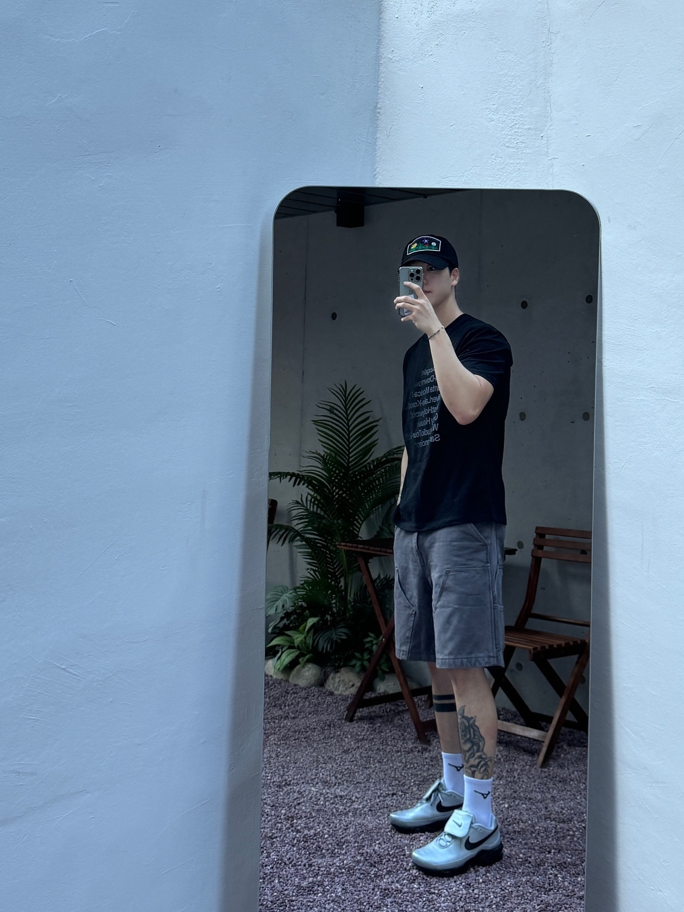 Millo Archive Faded Los Angeles T-Shirts Black 착용 스타일