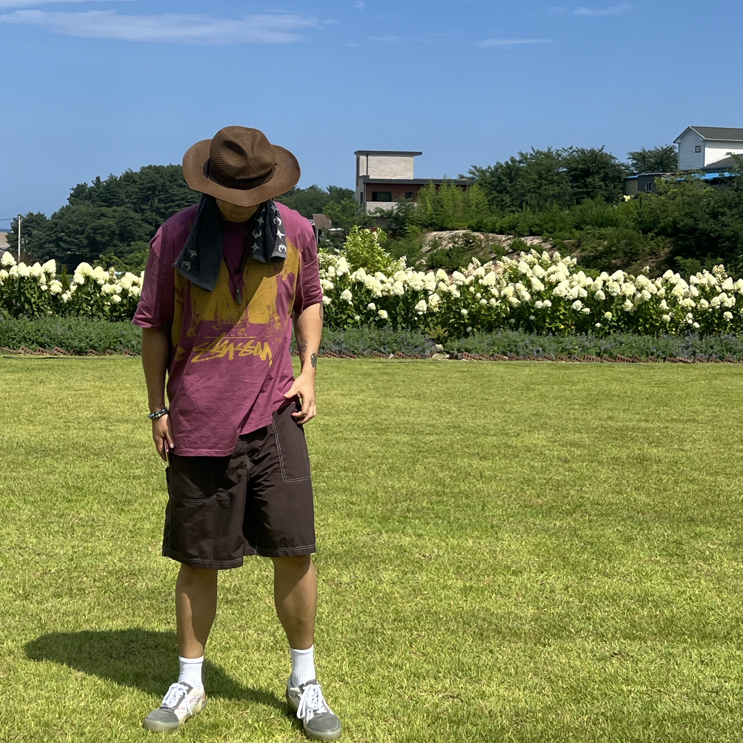 Supreme Nylon Painter Short Dark Brown - 24SS, Stussy Doberman T-Shirt Berry 착용 스타일 - 3