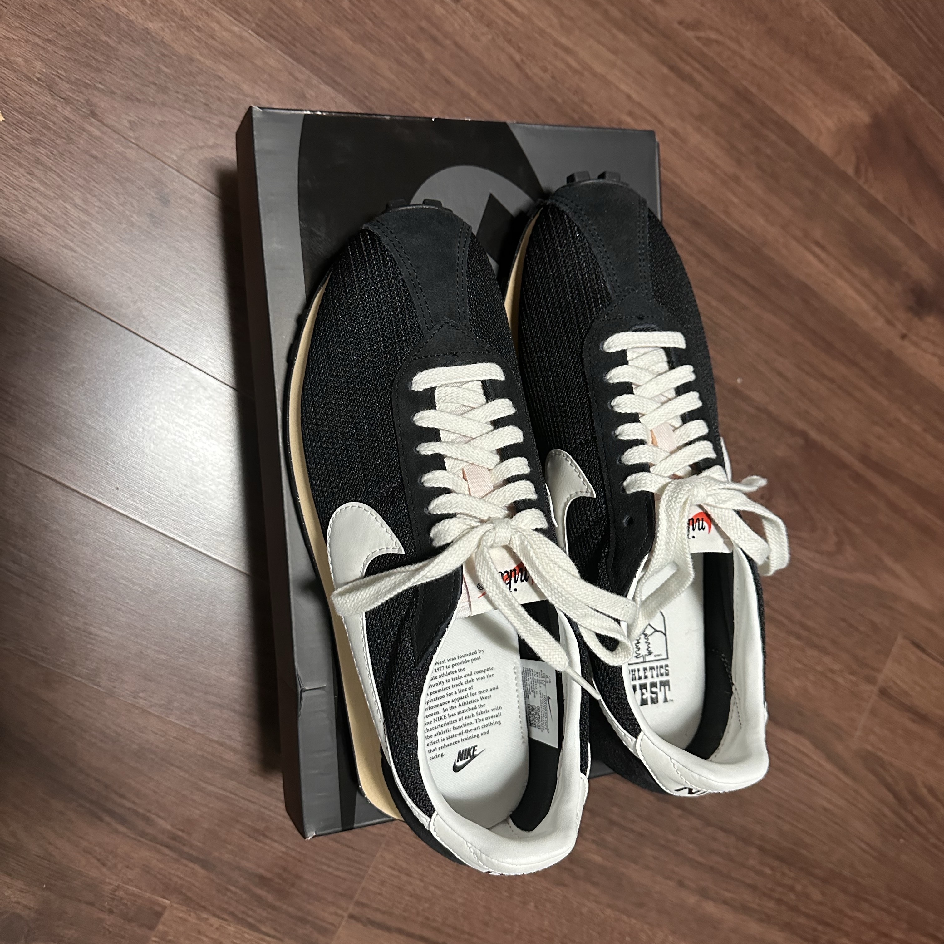 Nike LD-1000 SP Black and Sail 착용 스타일 - 3