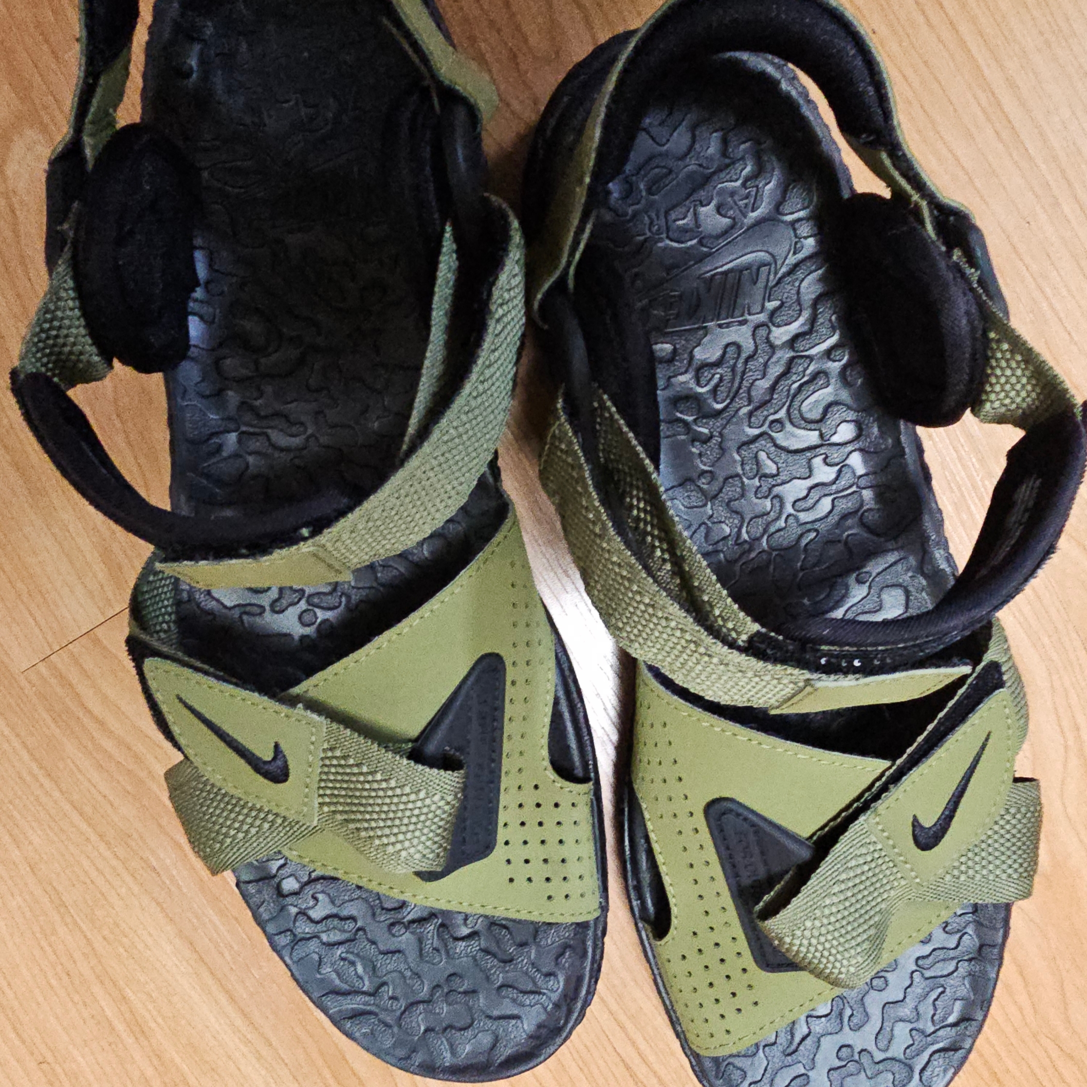 Nike ACG Air Deschutz+ Pilgrim 착용 스타일 - 2