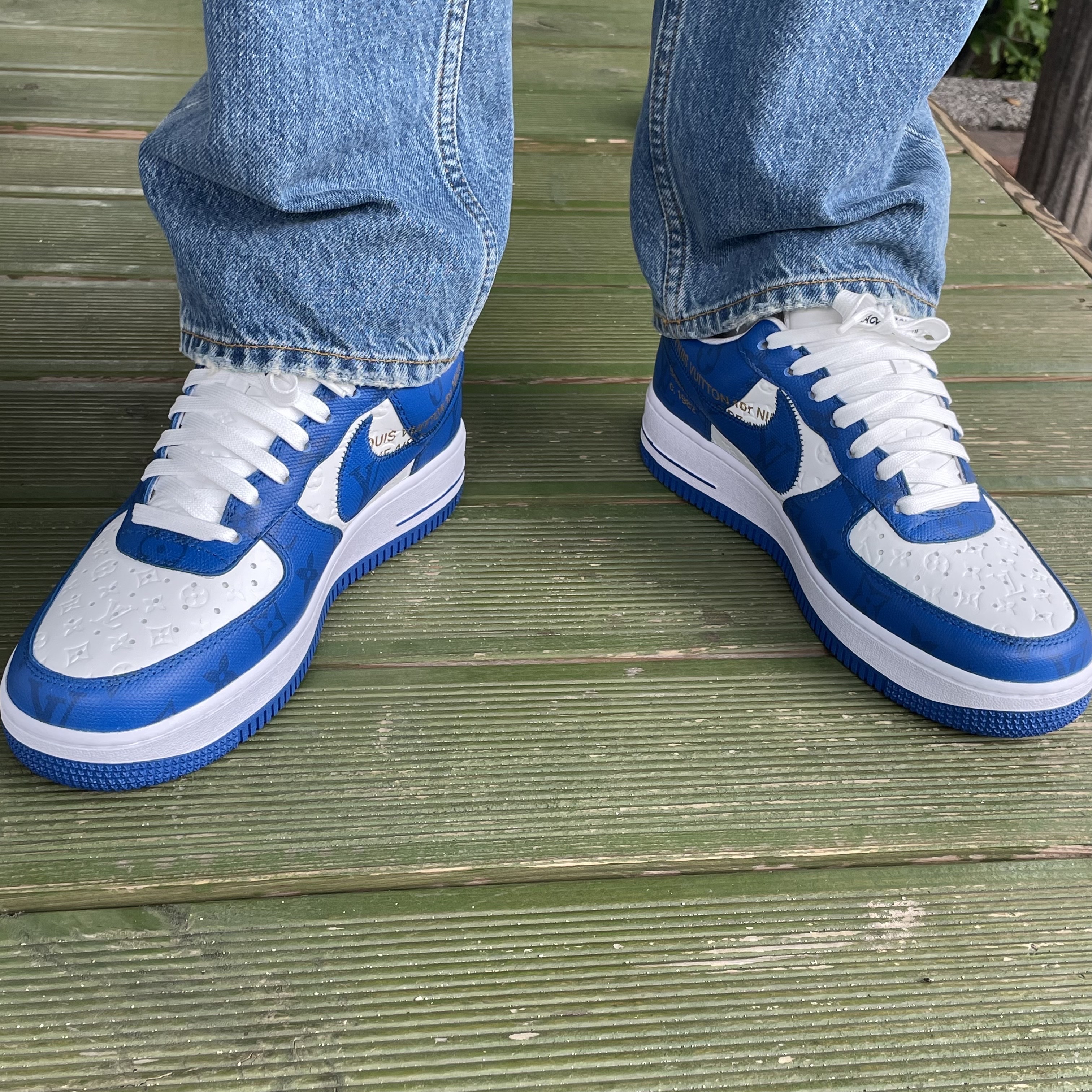 Louis Vuitton x Nike Air Force 1 Low by Virgil Abloh White Team Royal, Nike x Tom Sachs General Purpose Shoe Archive 착용 스타일 - 2