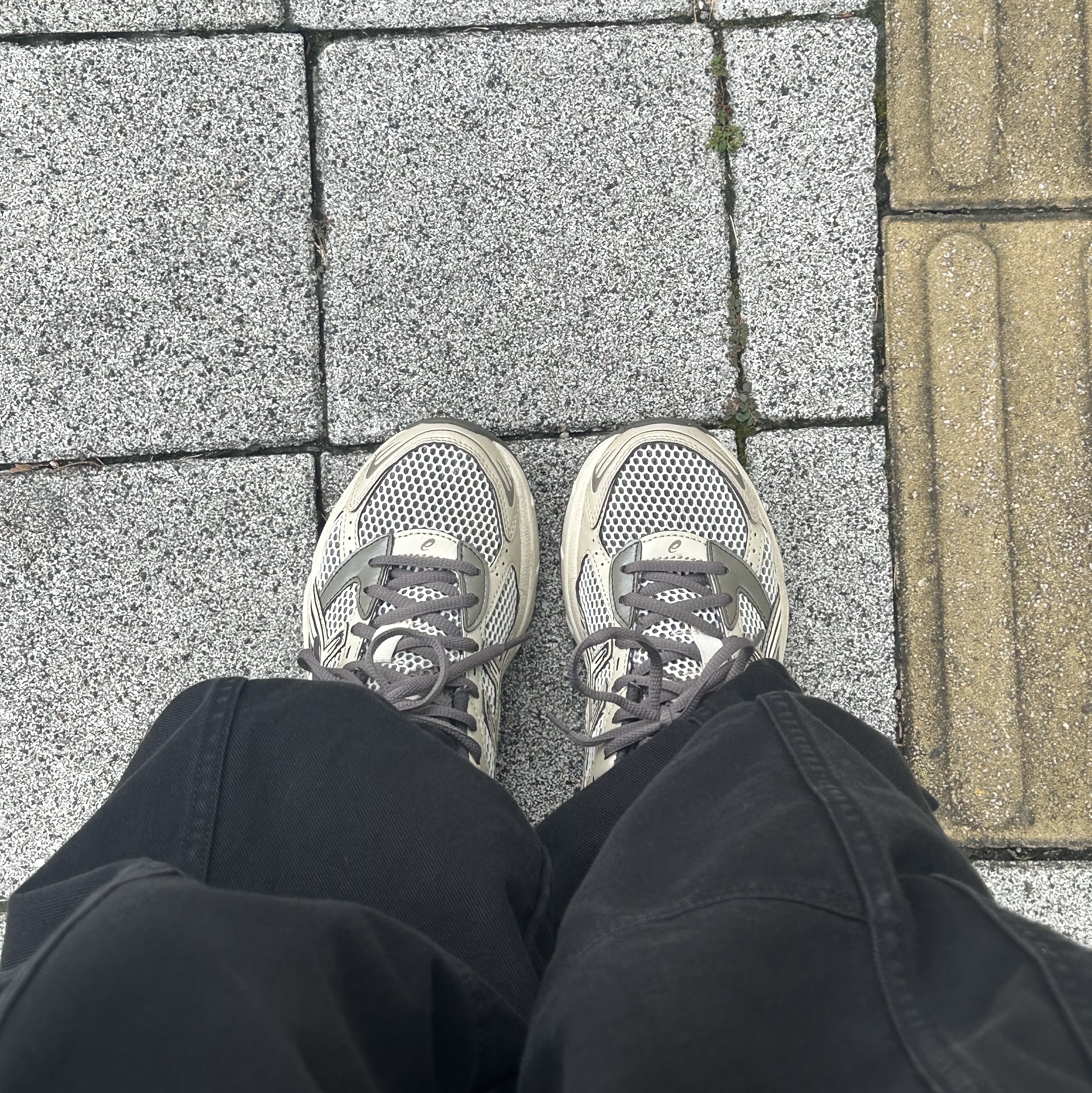 Asics Gel-1130 Birch Dark Taupe - Korea Exclusive 착용 스타일