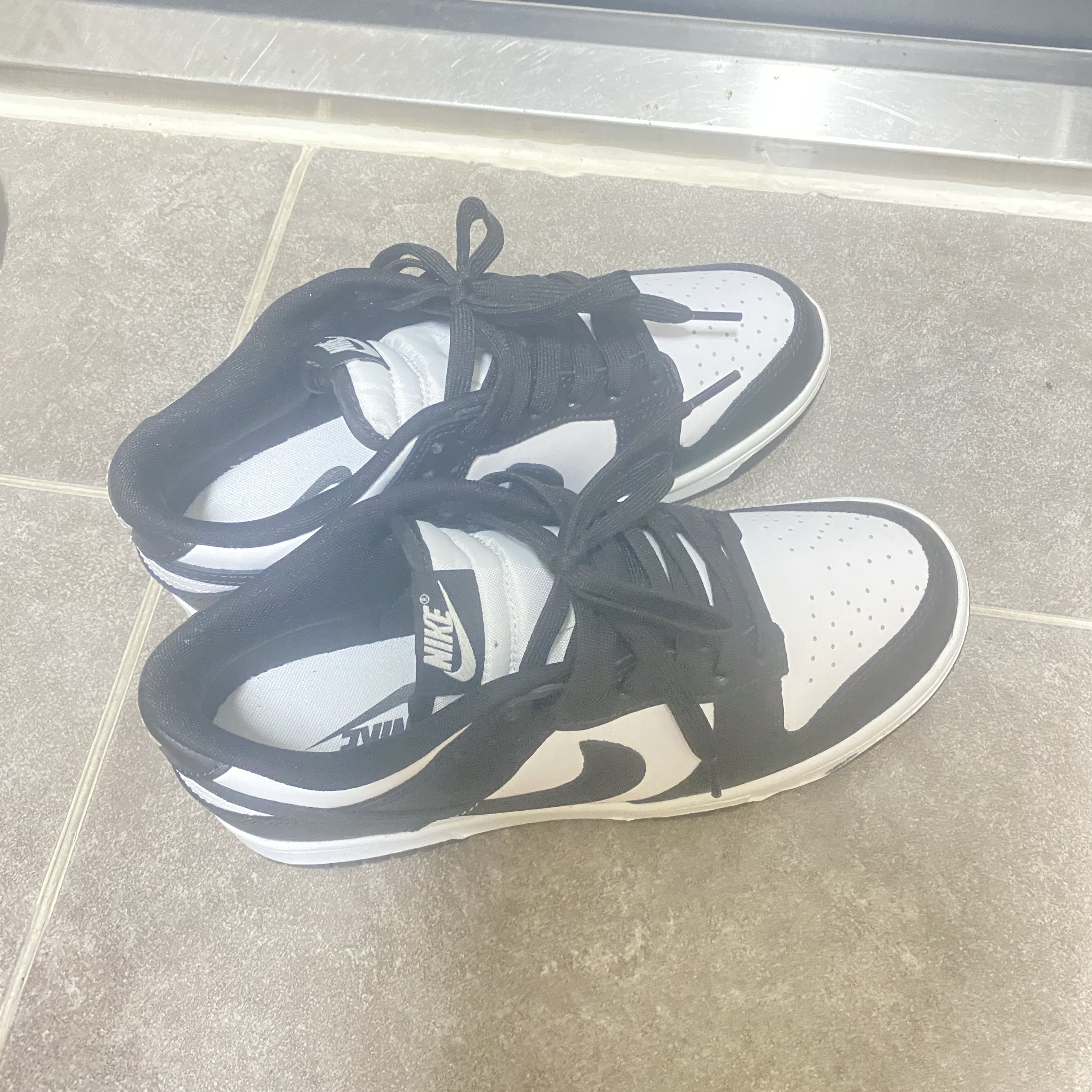 Nike Dunk Low Retro Black 착용 스타일