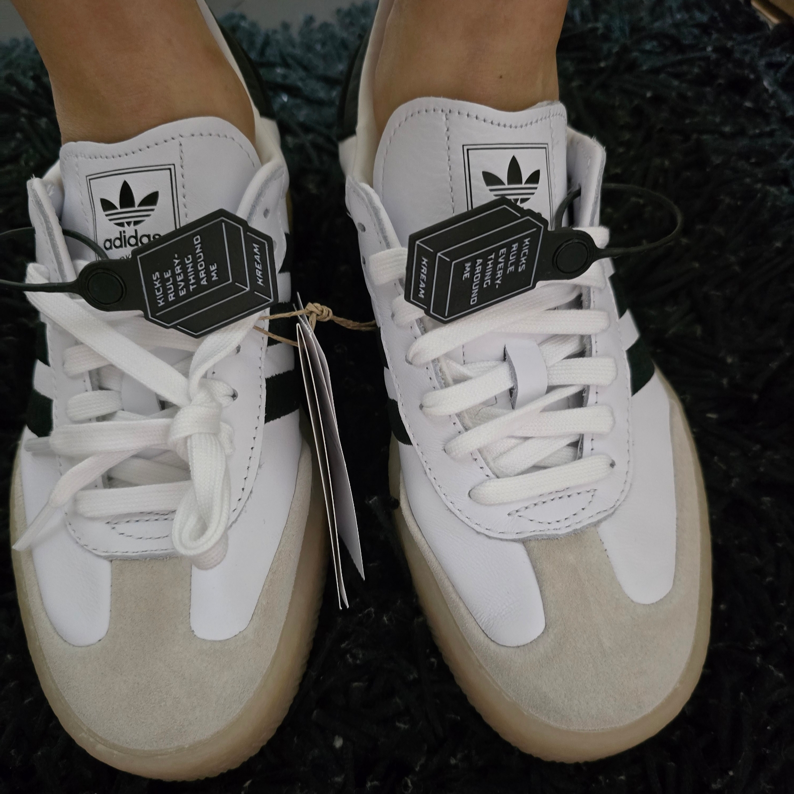 (W) Adidas Sambae White Black 착용 스타일