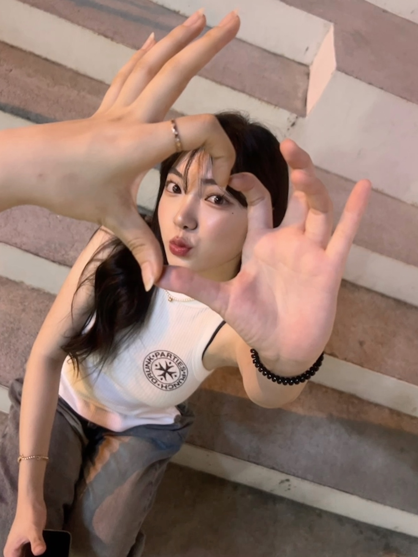 Punch Drunk Parties Mother's Worry Tank Top White, Punch Drunk Parties Gyeolsoc Tank Top White 착용 스타일 - 3