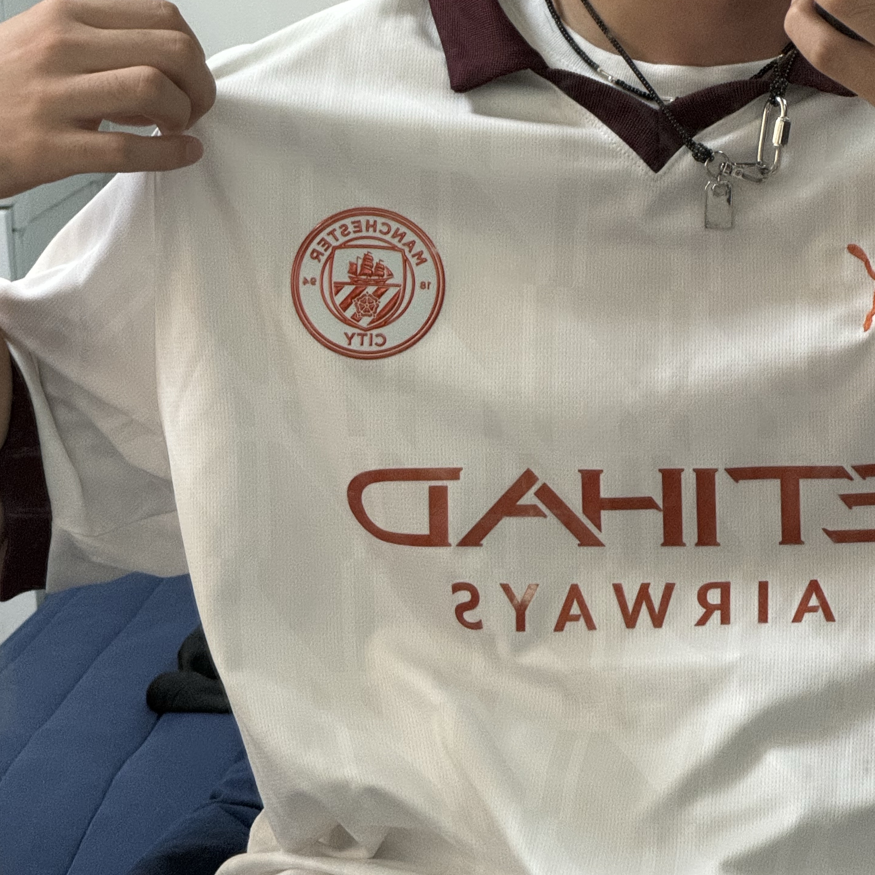 Puma Manchester City 2023/24 Away Jersey White Aubergine (Non Marking Ver.) 착용 스타일