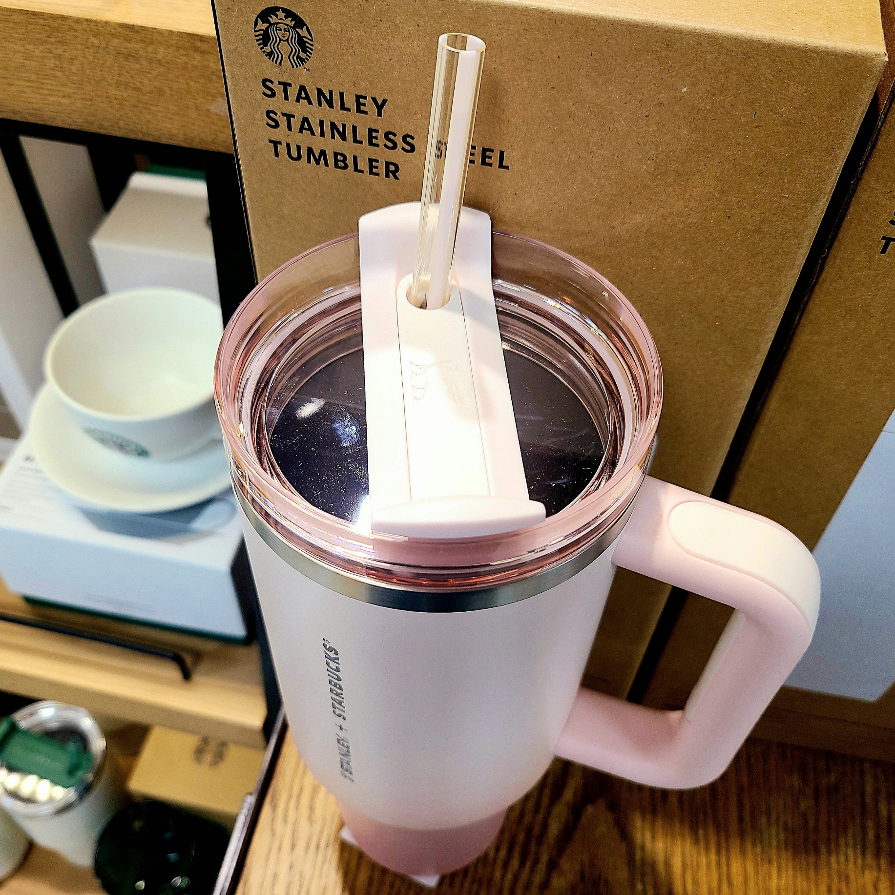 Pop Mart Mega Space Molly Series 1 Sealed Case 100% (9 Blind Boxes), Starbucks 24 SS Stanley Pink Quencher Tumbler 1183ml 착용 스타일 - 4