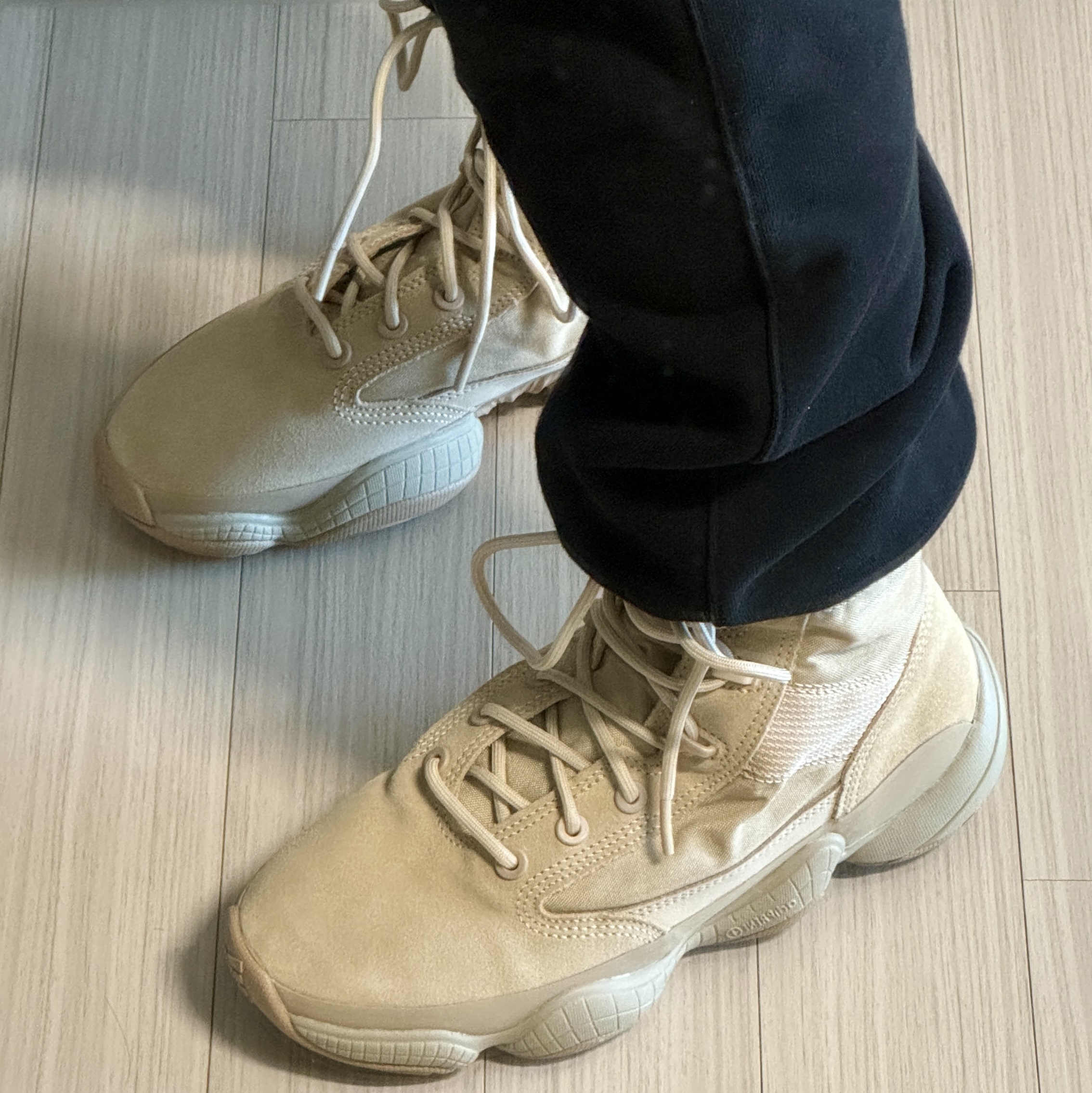 Adidas Yeezy 500 High Tactical Utility Sand 착용 스타일 - 6
