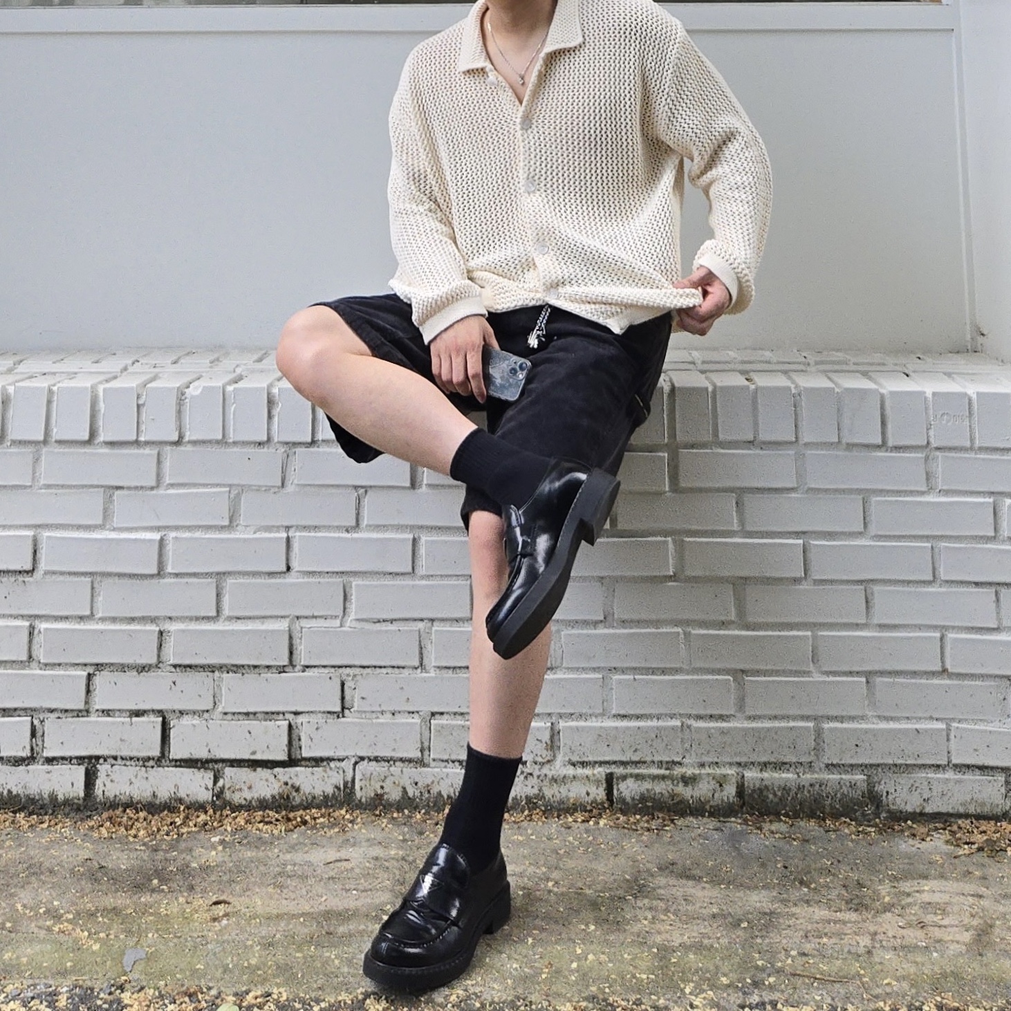 Scudo Vintage Cube Drop Necklace, Supreme Washed Corduroy Double Knee Painter Short Black - 24SS 착용 스타일 - 3