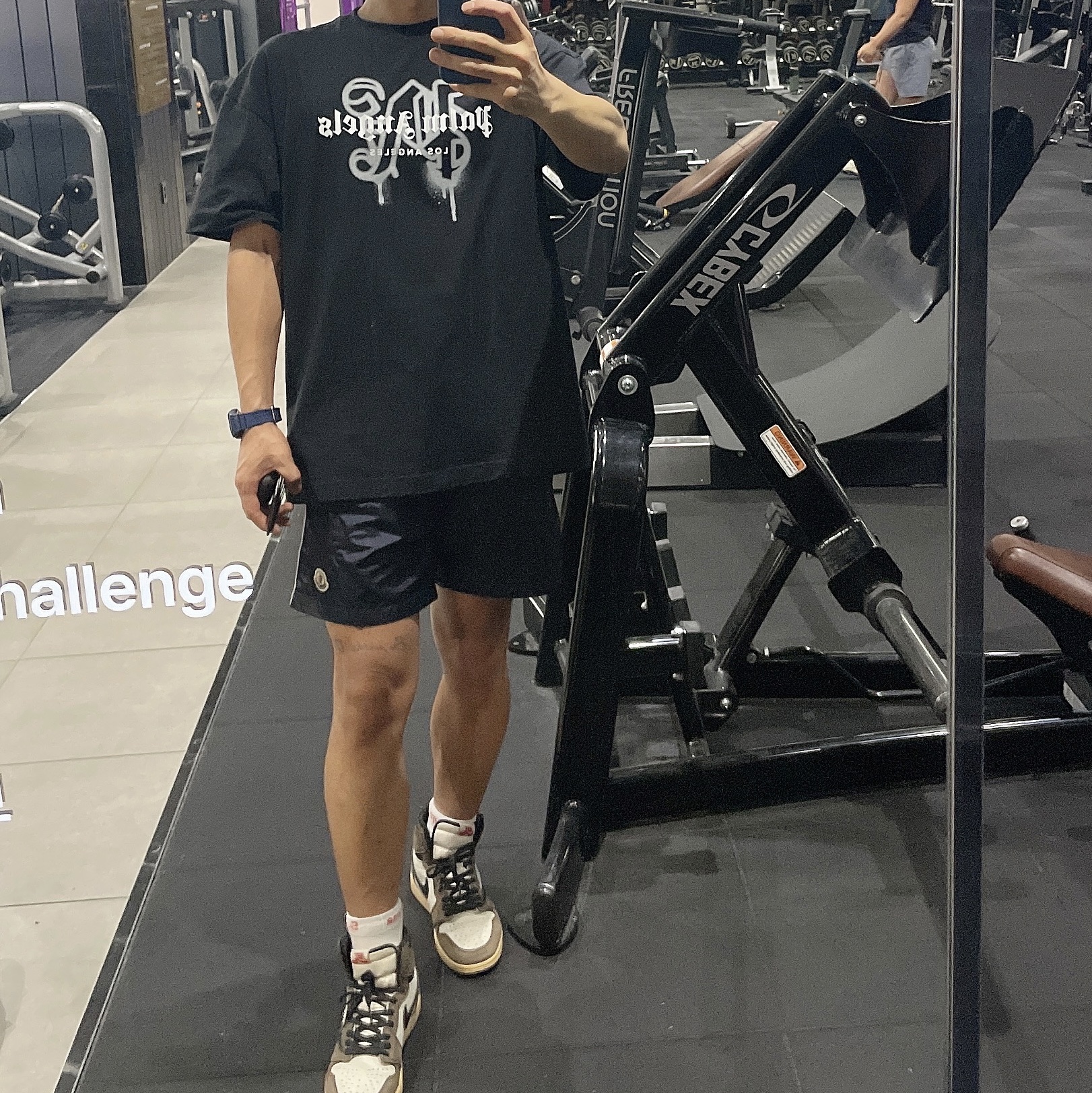 Moncler Swim Shorts Black - 24SS, Jordan 1 x Travis Scott Retro High OG SP Mocha 착용 스타일
