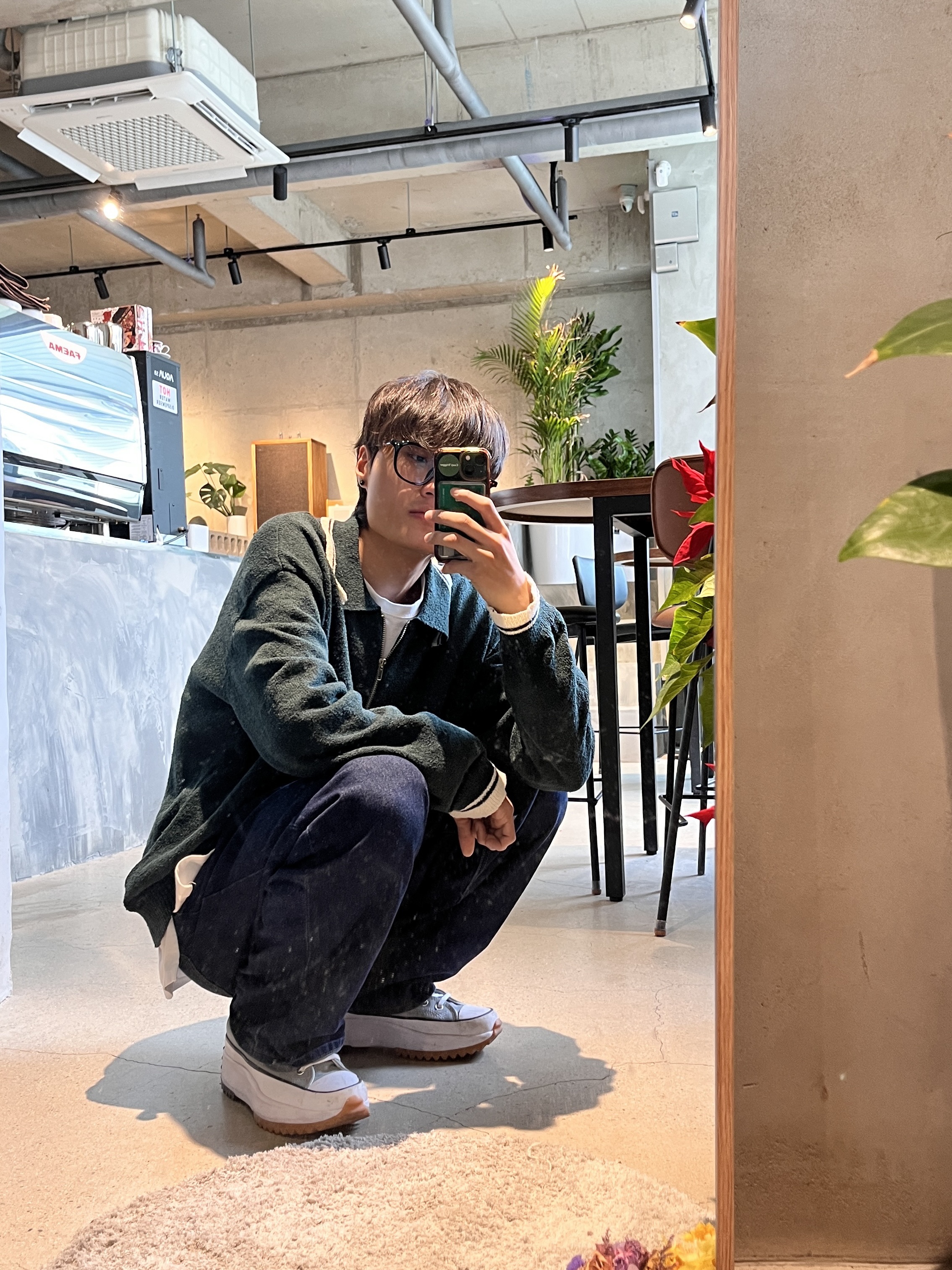 Converse Run Star Hike Hi Seasonal Color Ash Stone 착용 스타일 - 3