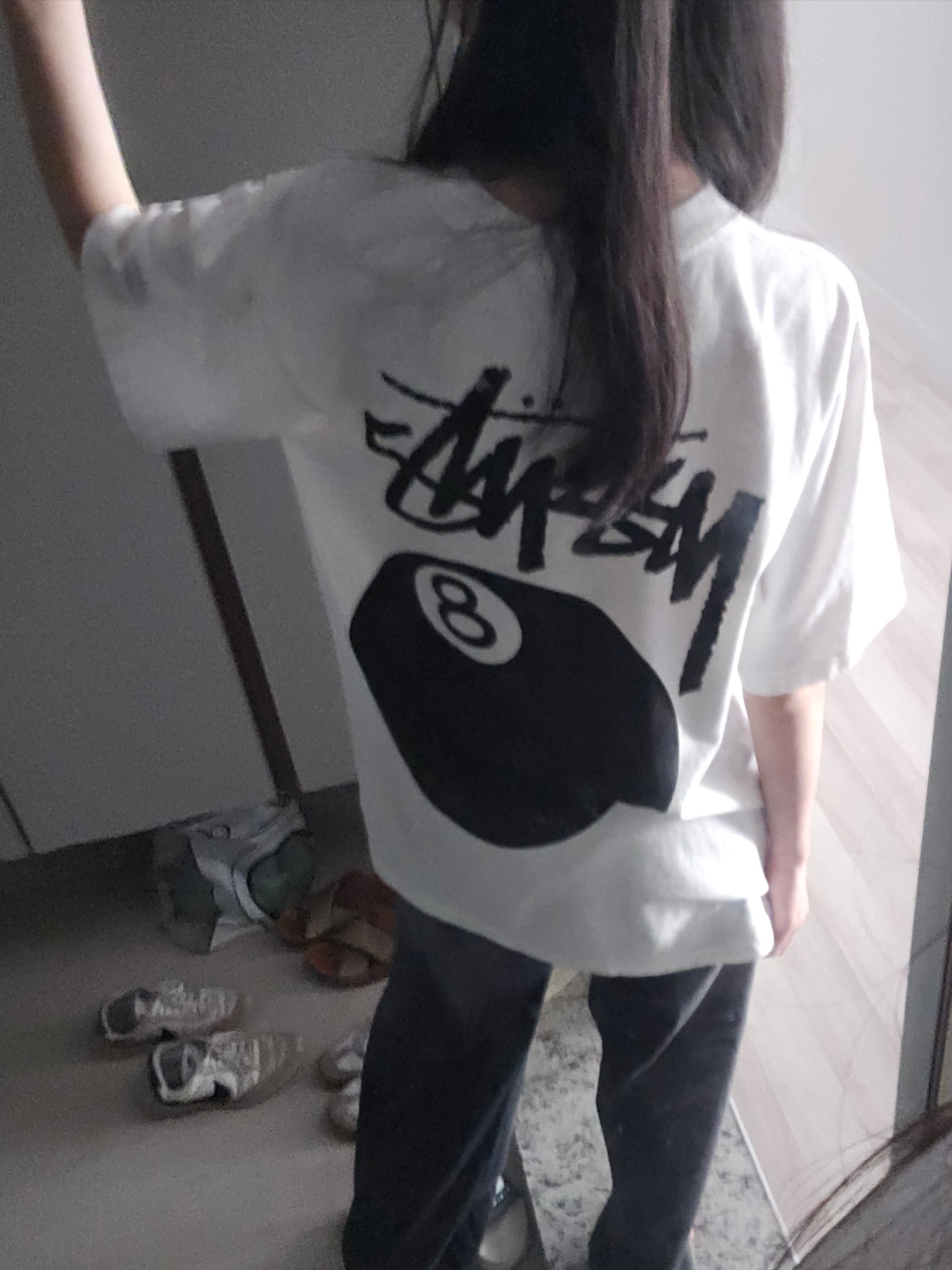 Stussy 8 Ball Pigment Dyed T-Shirt Natural 착용 스타일 - 1