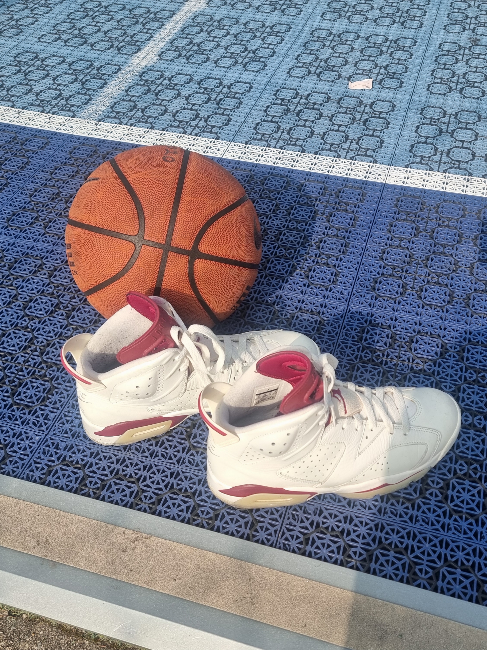 Jordan 6 Retro Maroon 2015 착용 스타일