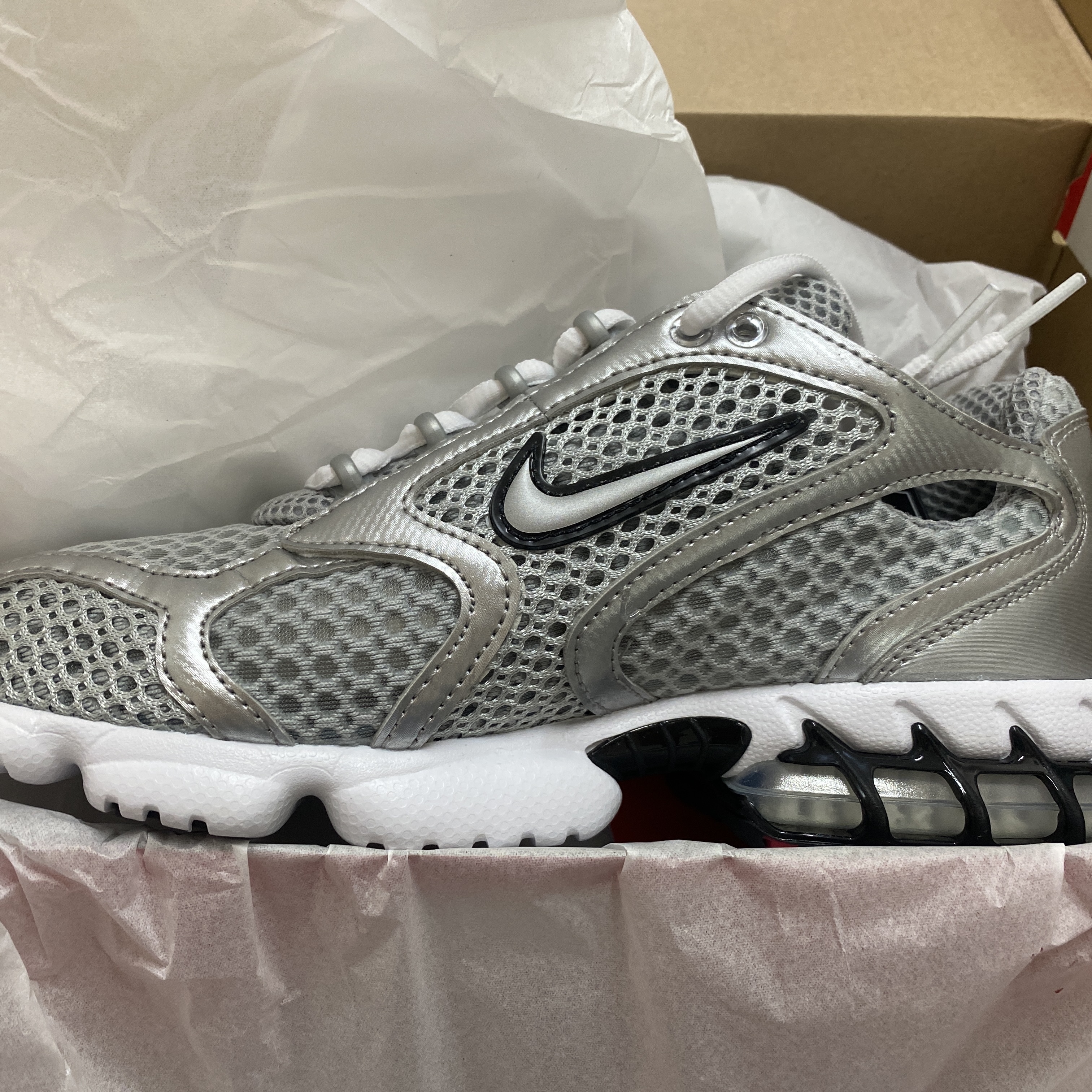 Nike Air Zoom Spiridon Cage 2 Metallic Silver 착용 스타일