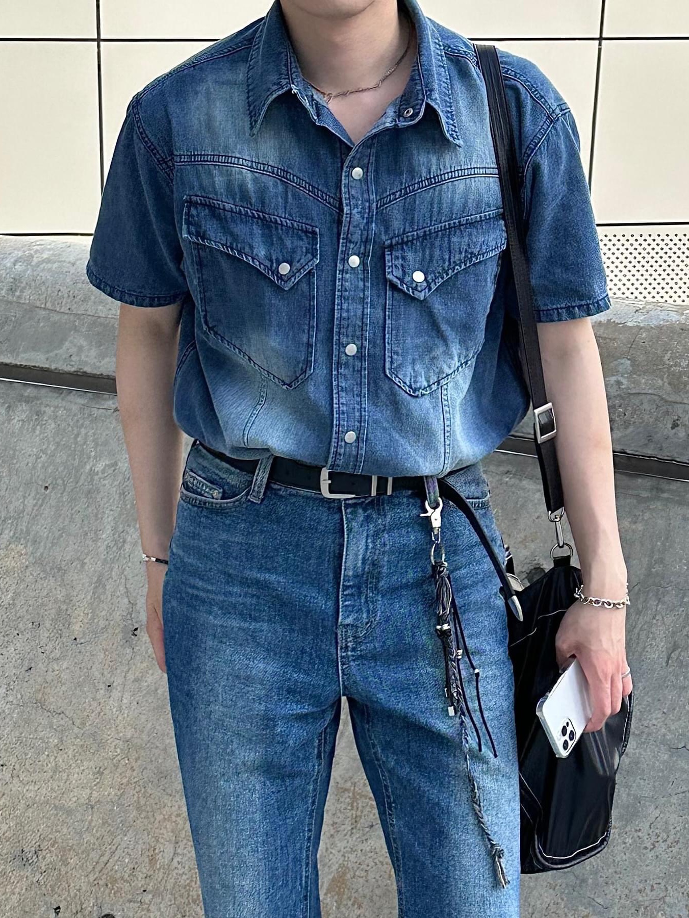 Matin Kim Big Coating Tote Bag Black, Jacquemus La Chaine Signature Logo Chain Necklace Silver 착용 스타일 - 7