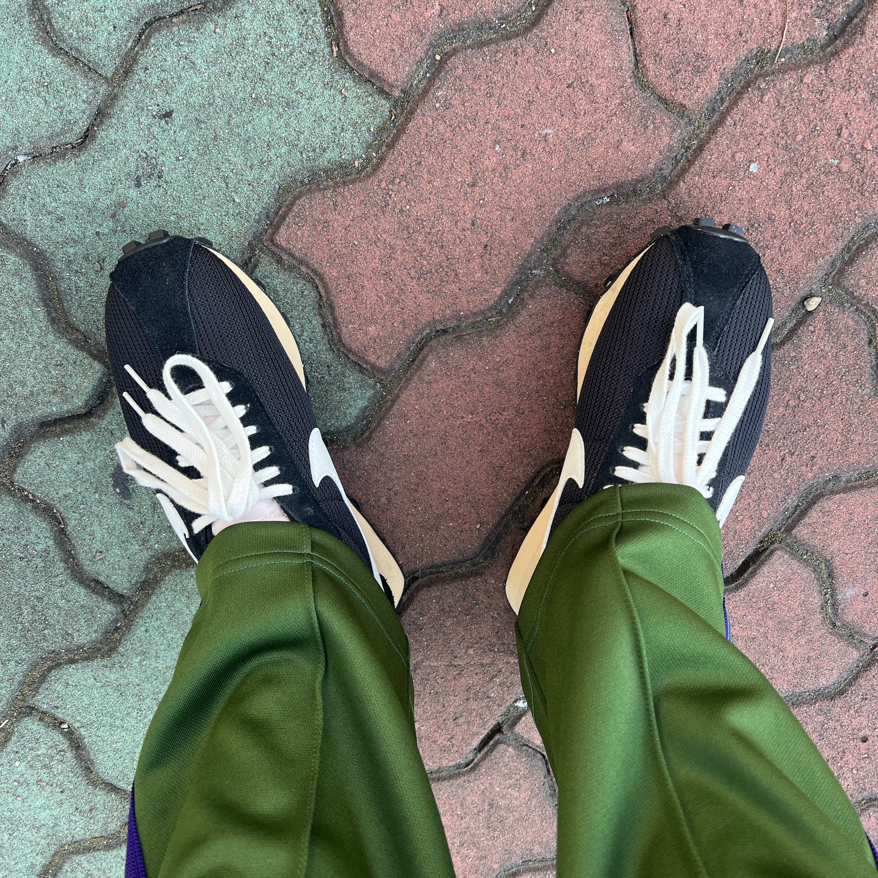 Nike LD-1000 SP Black and Sail 착용 스타일