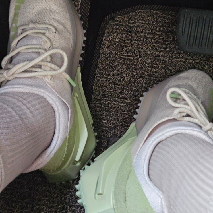 Adidas x Pharrell Williams Humanrace NMD S1 Mahbs Oatmeal Mint 착용 스타일