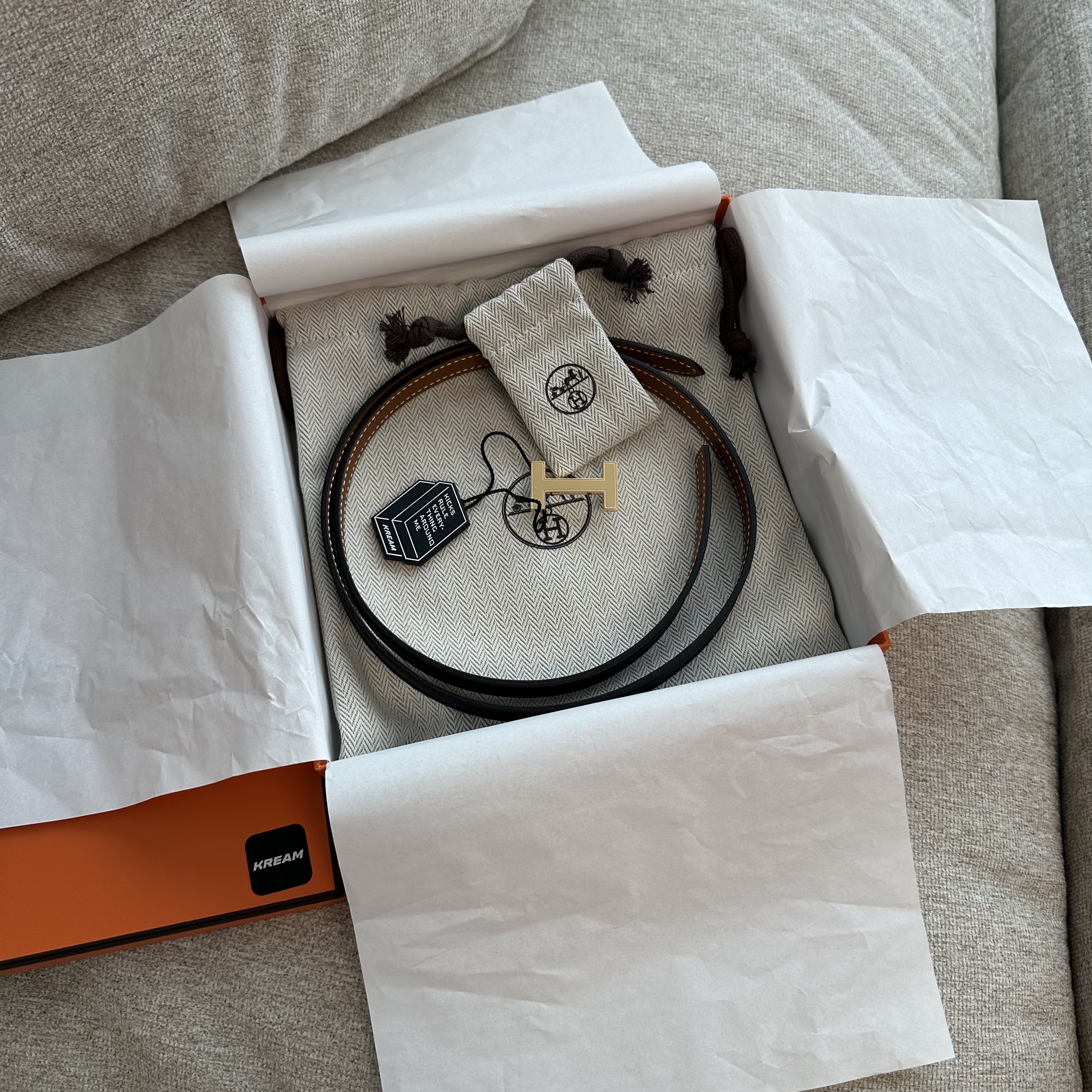 (W) Hermes Focus Belt Buckle & Reversible Leather Strap Swift Epsom 13mm & Gold Noir Gold 착용 스타일