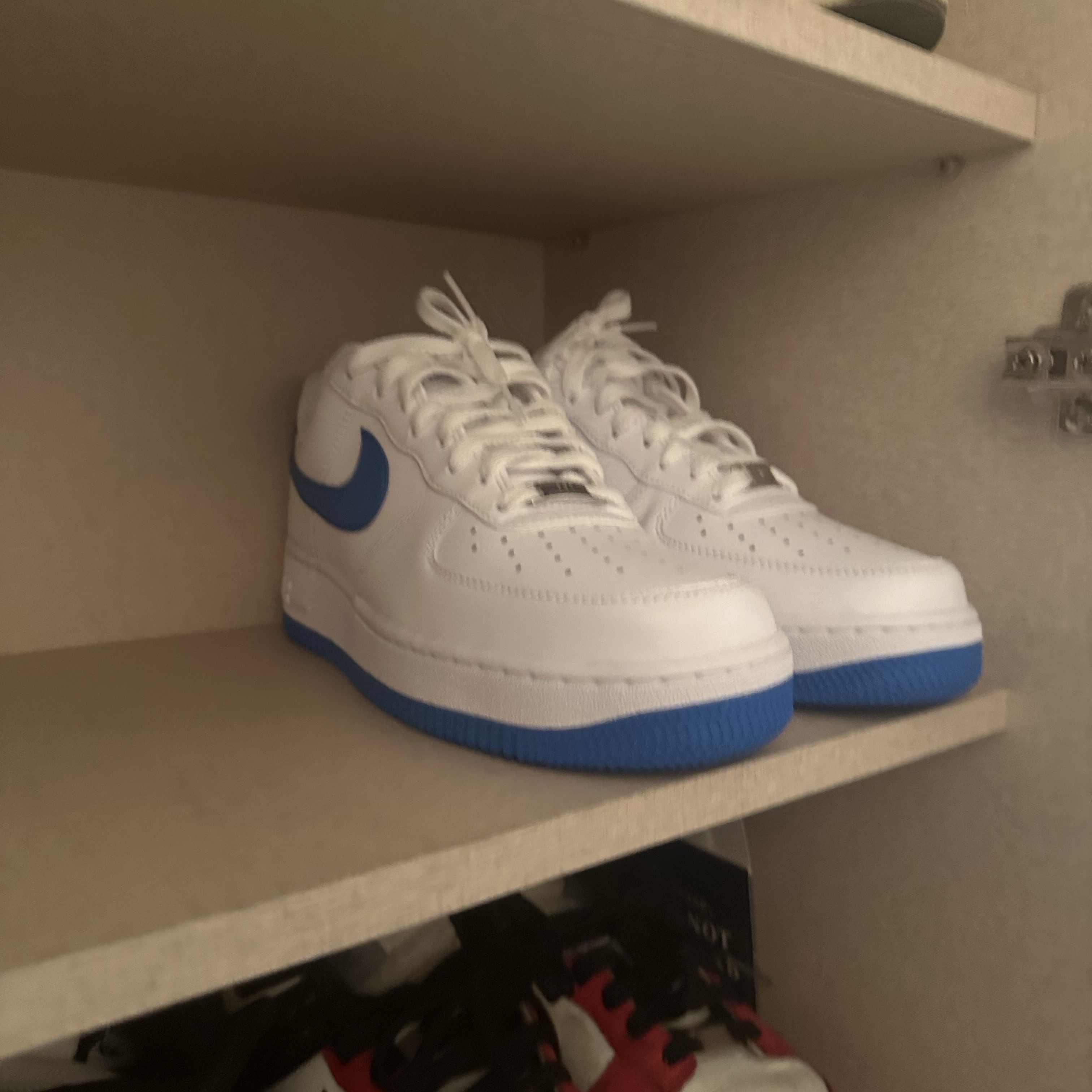 Nike Air Force 1 '07 White Photo Blue 착용 스타일 - 2