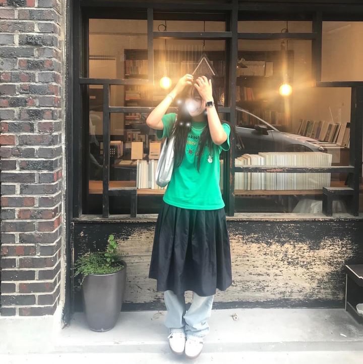 Problemallways Life Weather Forecast T-Shirt Green 착용 스타일 - 4