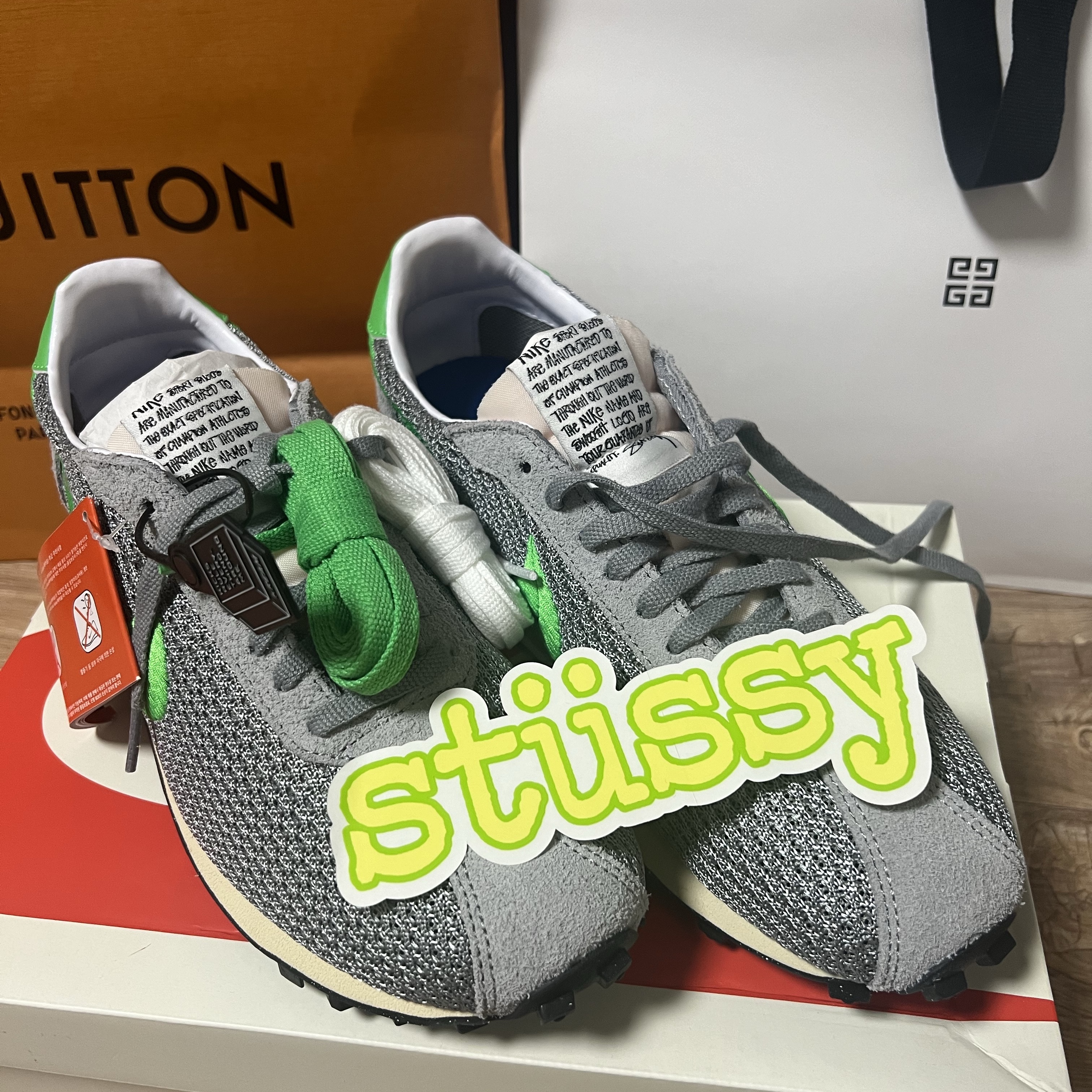 Nike x Stussy LD-1000 SP Particle Gray Green Fossil 착용 스타일